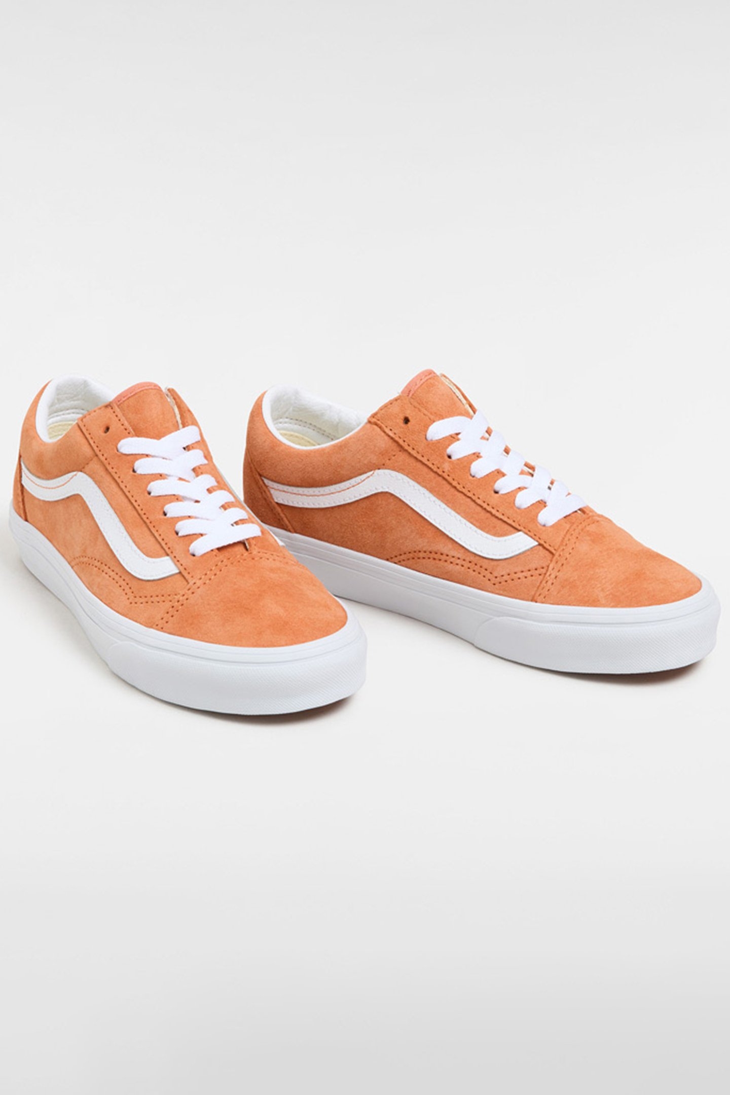 OLD SKOOL PIG SUEDE CARNELIAN 3