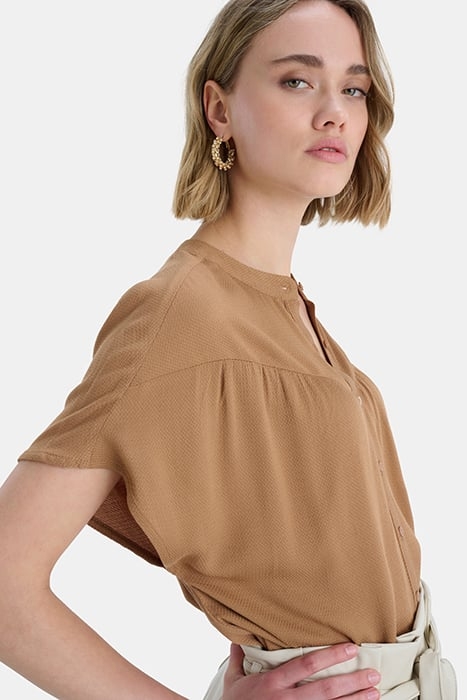 LA-JACCY BUTTON TOP BROWN 6