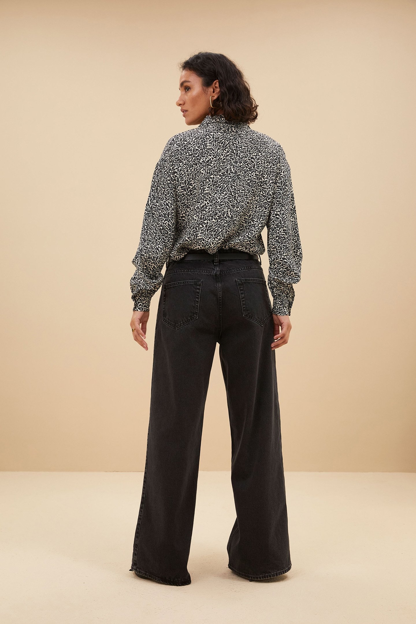 LYKKE CALM FLOWER BLOUSE CALM FLOWER PRINT 2