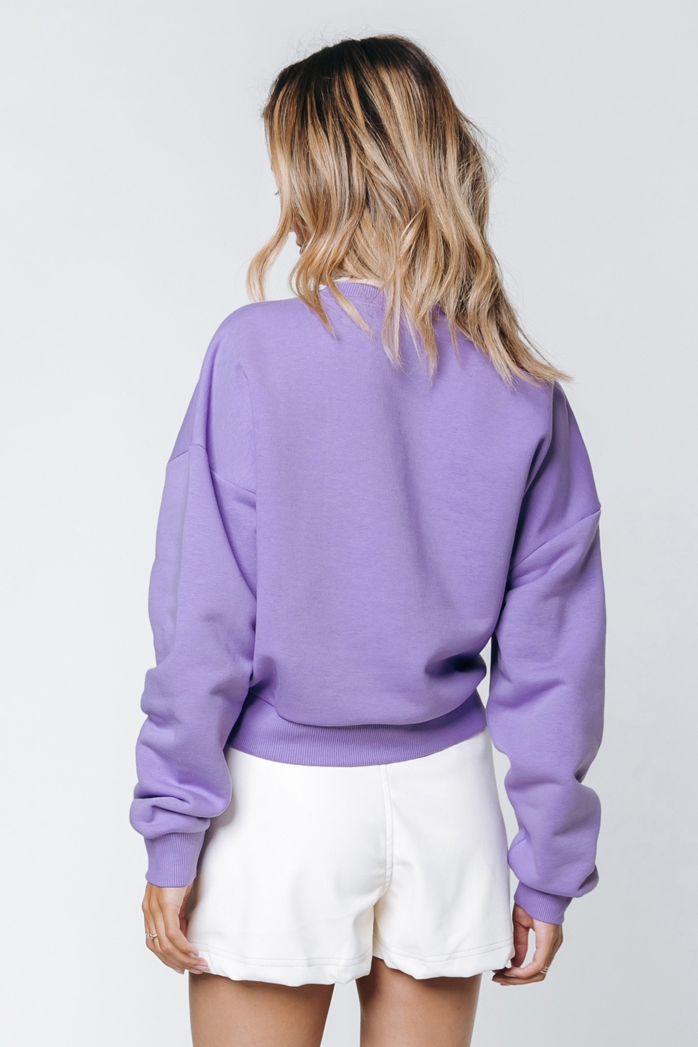 PACIFIC PATCH CROPPED SWEAT LILAC 2