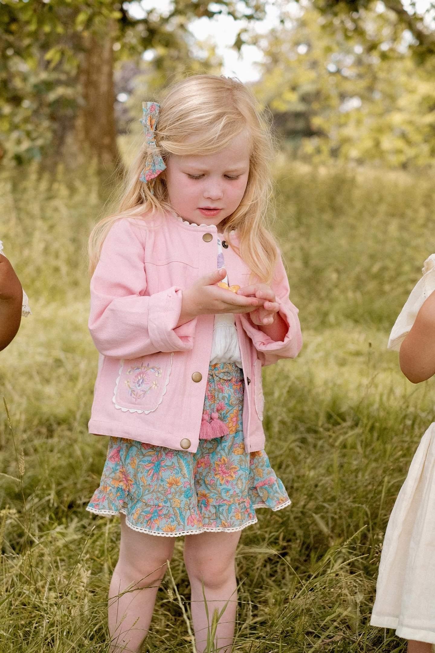 SHORTS VALLALOID WATER RIVER FLOWERS 6