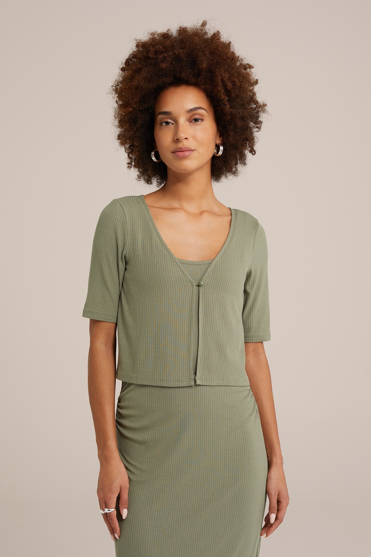 T-SHIRT OLIVE GREEN 1