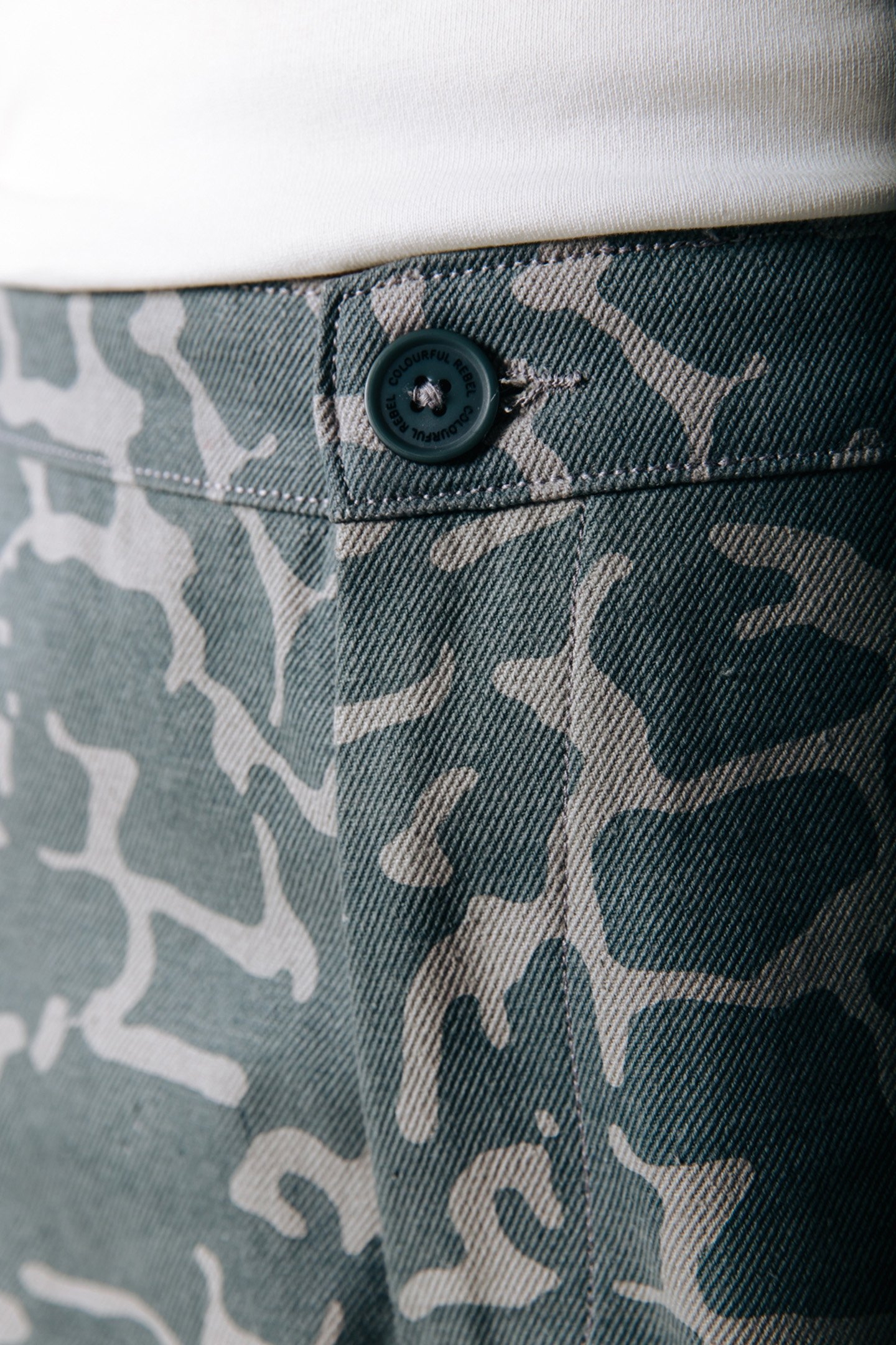 DEX CLEAN CAMO CHINO PANTS DARK GREY 3