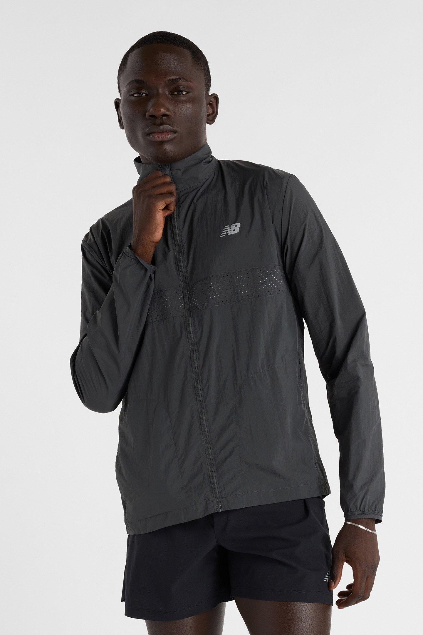 REFLECTIVE PACKABLE JACKET IN BLACK 1