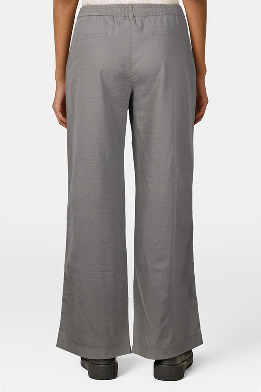 FERGIE3-600841 OLIVE 2