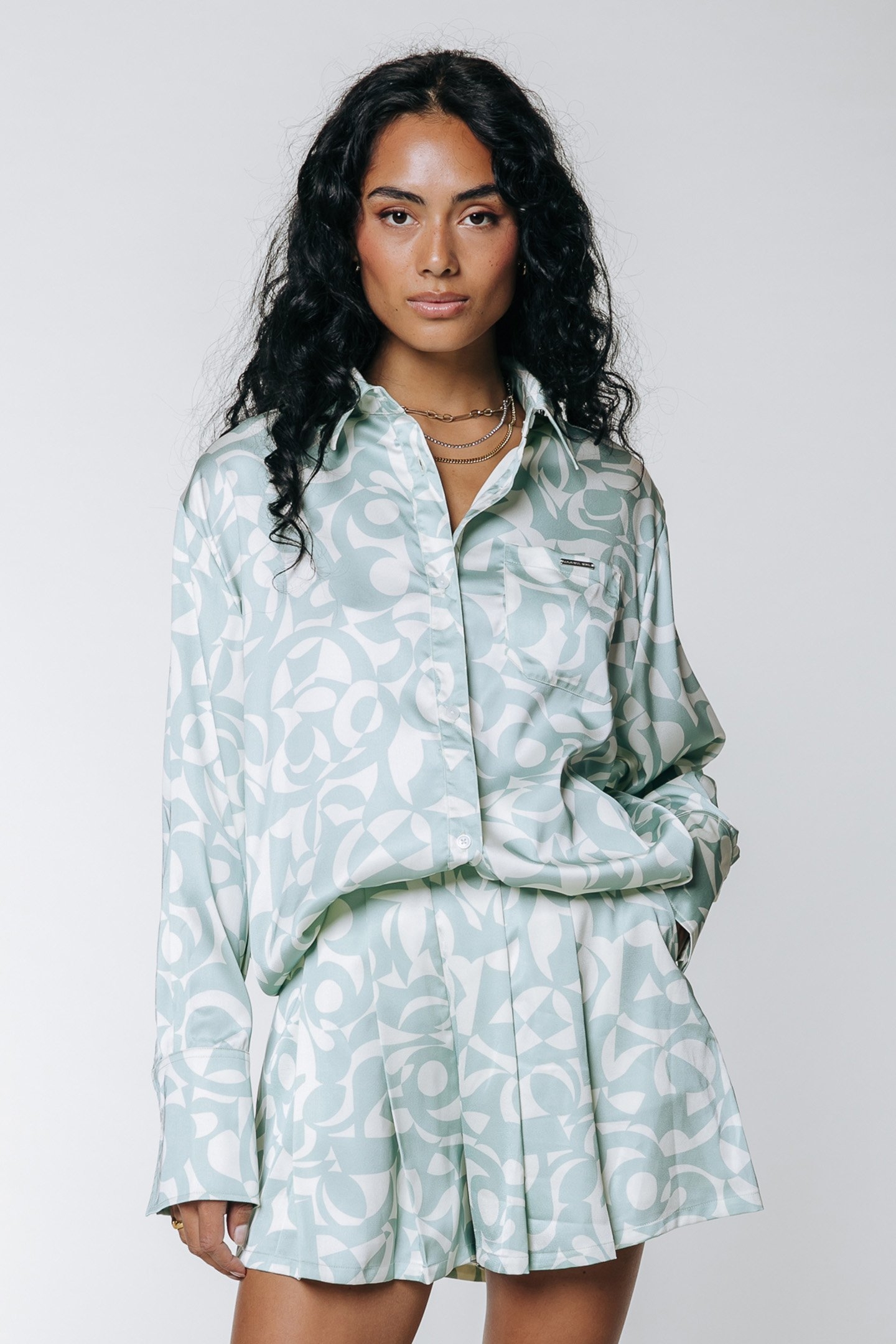 KENDALL SWIRL SATIN SHORT LIGHT MINT 1