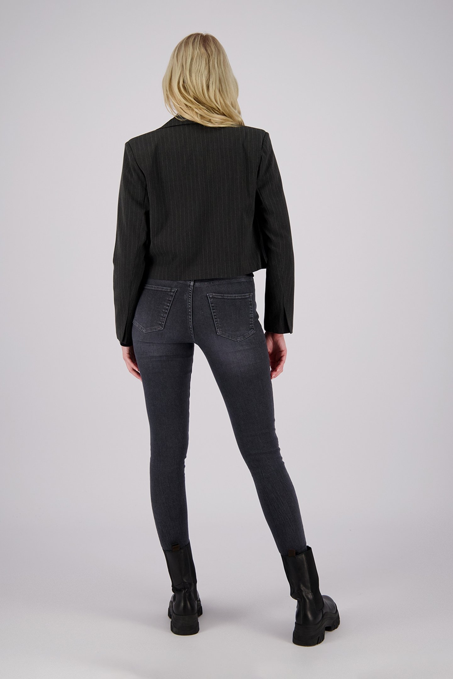 BLOSSOM MID GREY STONE 2