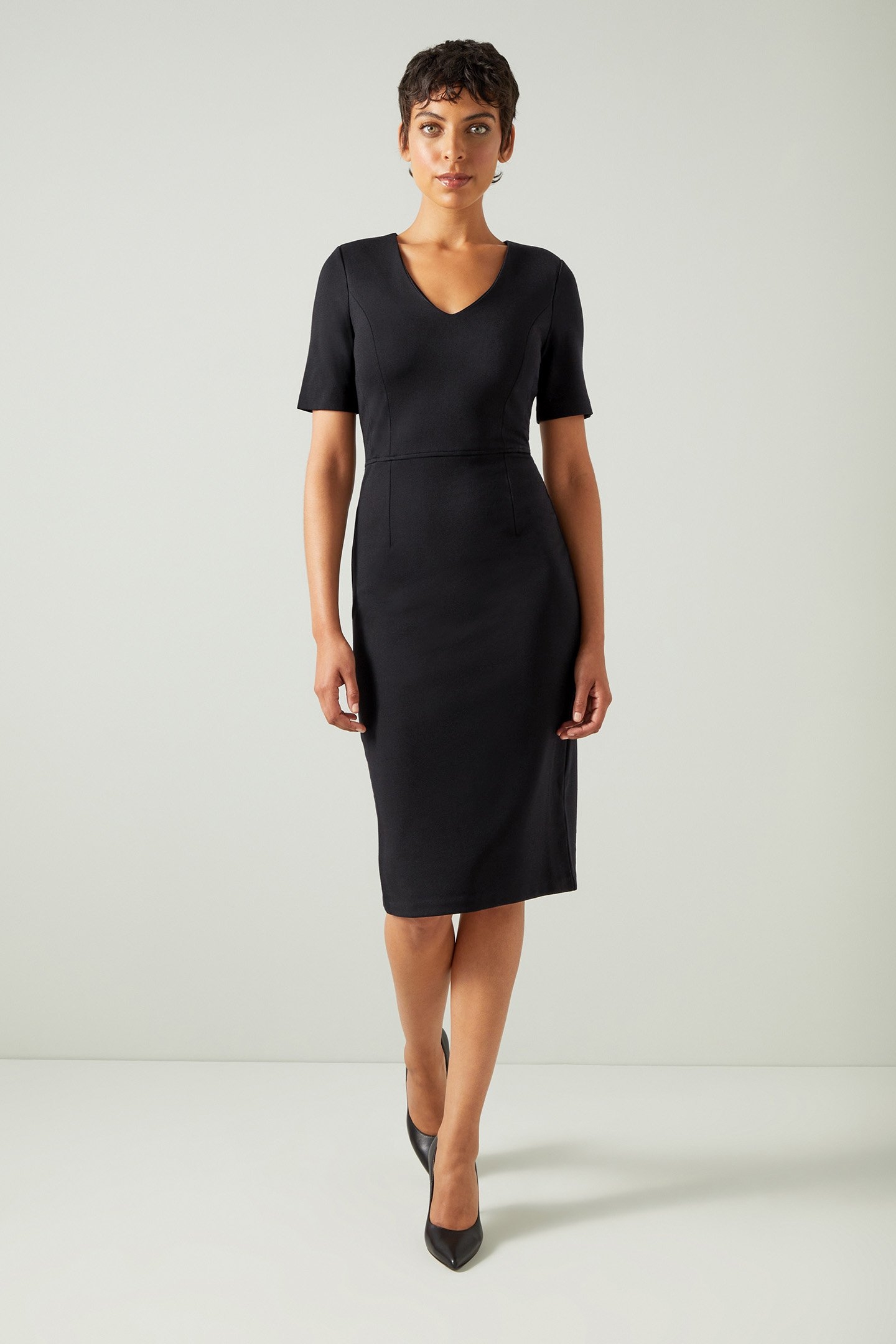 DR NATASHA - V NECK PANEL BLACK 1