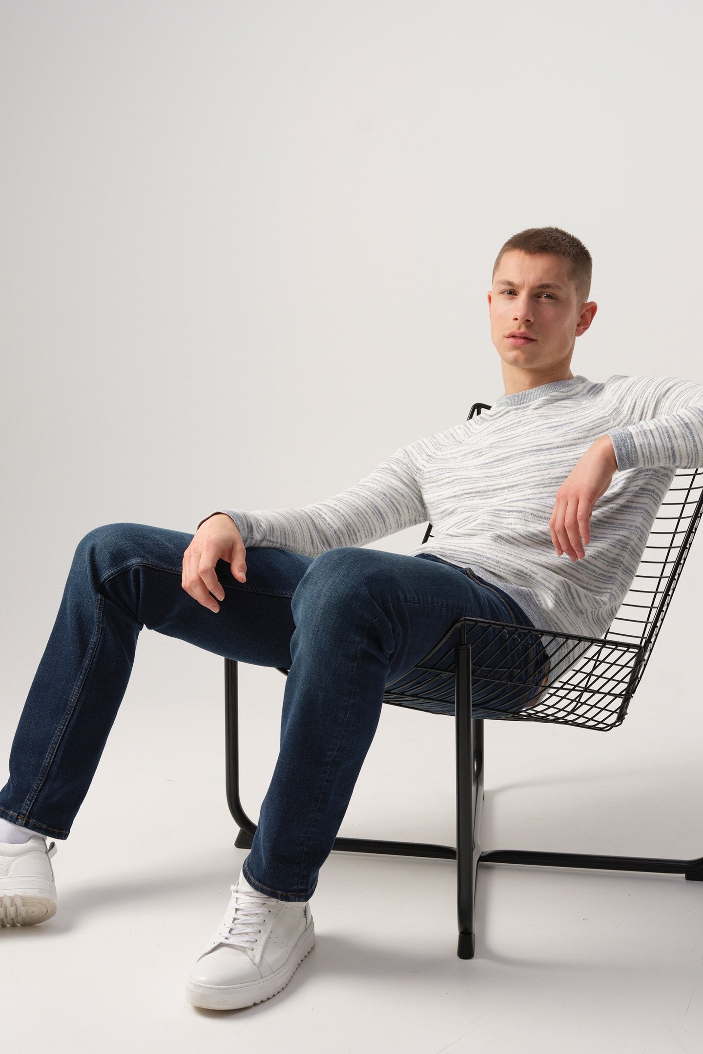 JOAH HEAVY WASHED JEANS NAVY 4