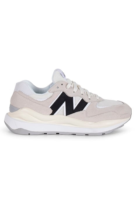 NEW BALANCE – M5740CBC SEA SALT 1