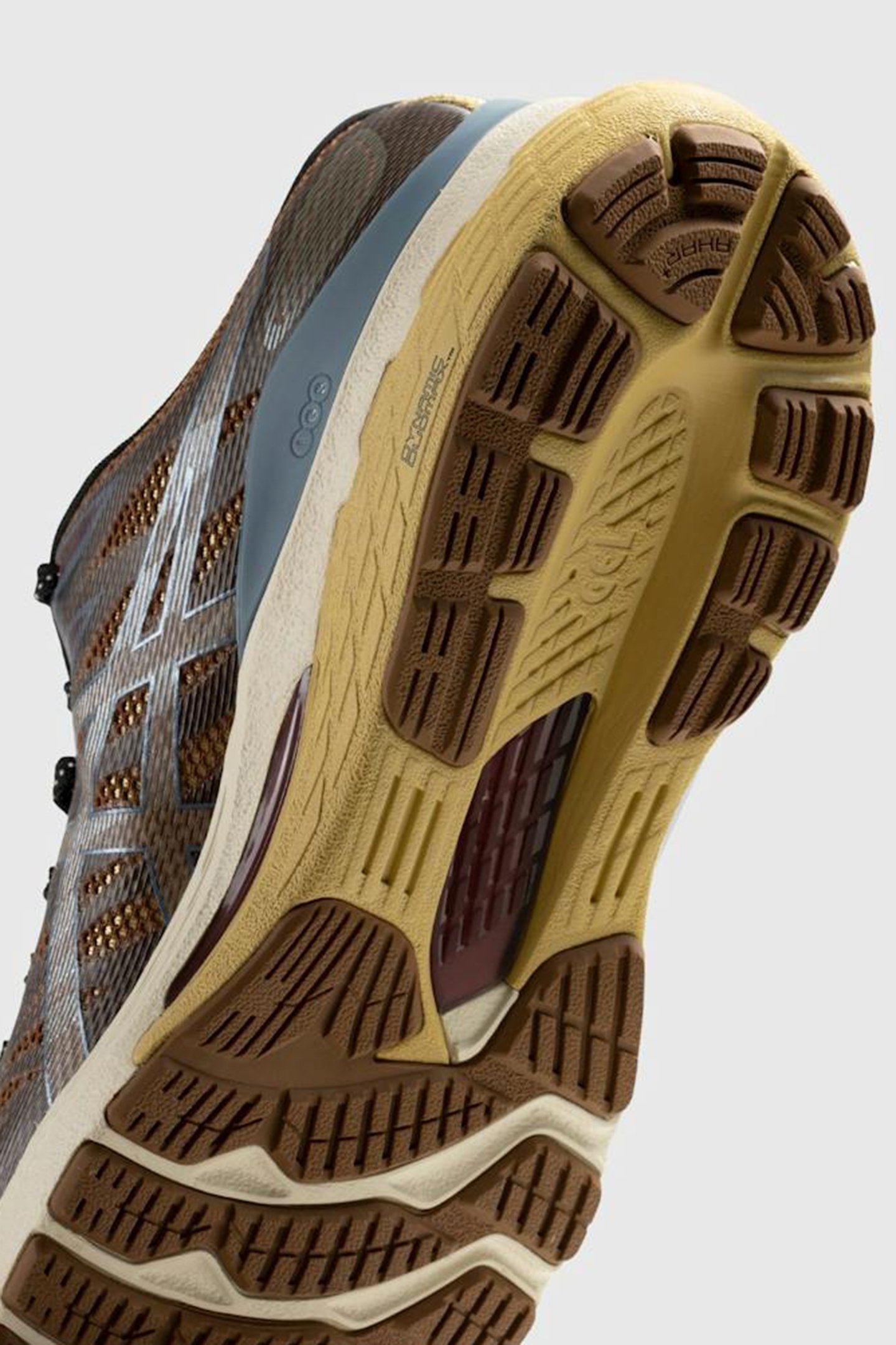 ASICS – FN3-S GEL KAYANO 28 ANTHRACITE/ ANTIQUE GOLD 6