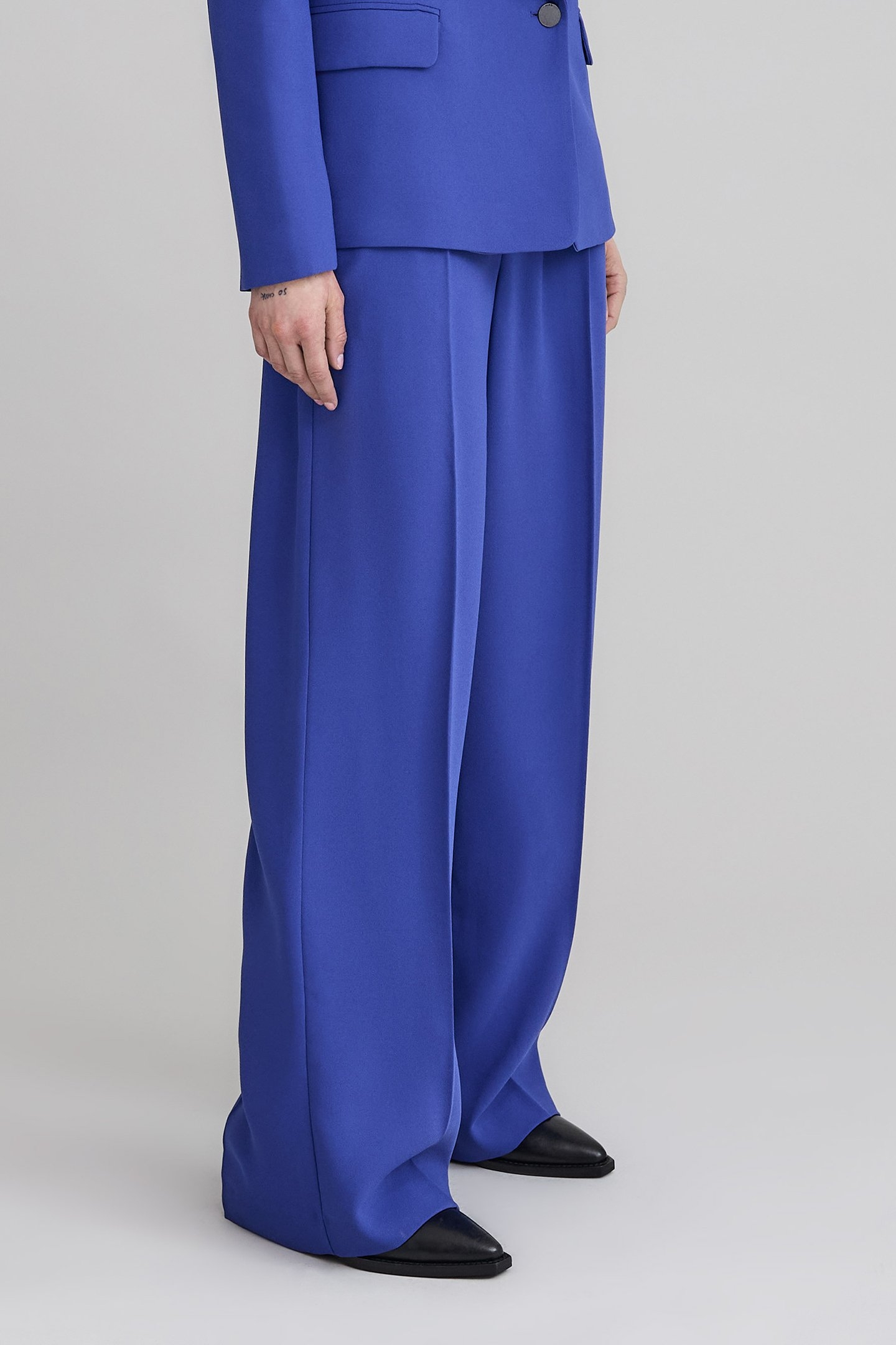 ROYAL BLUE DOUBLE-BELTED WIDE-LEG SUIT PANTS 5