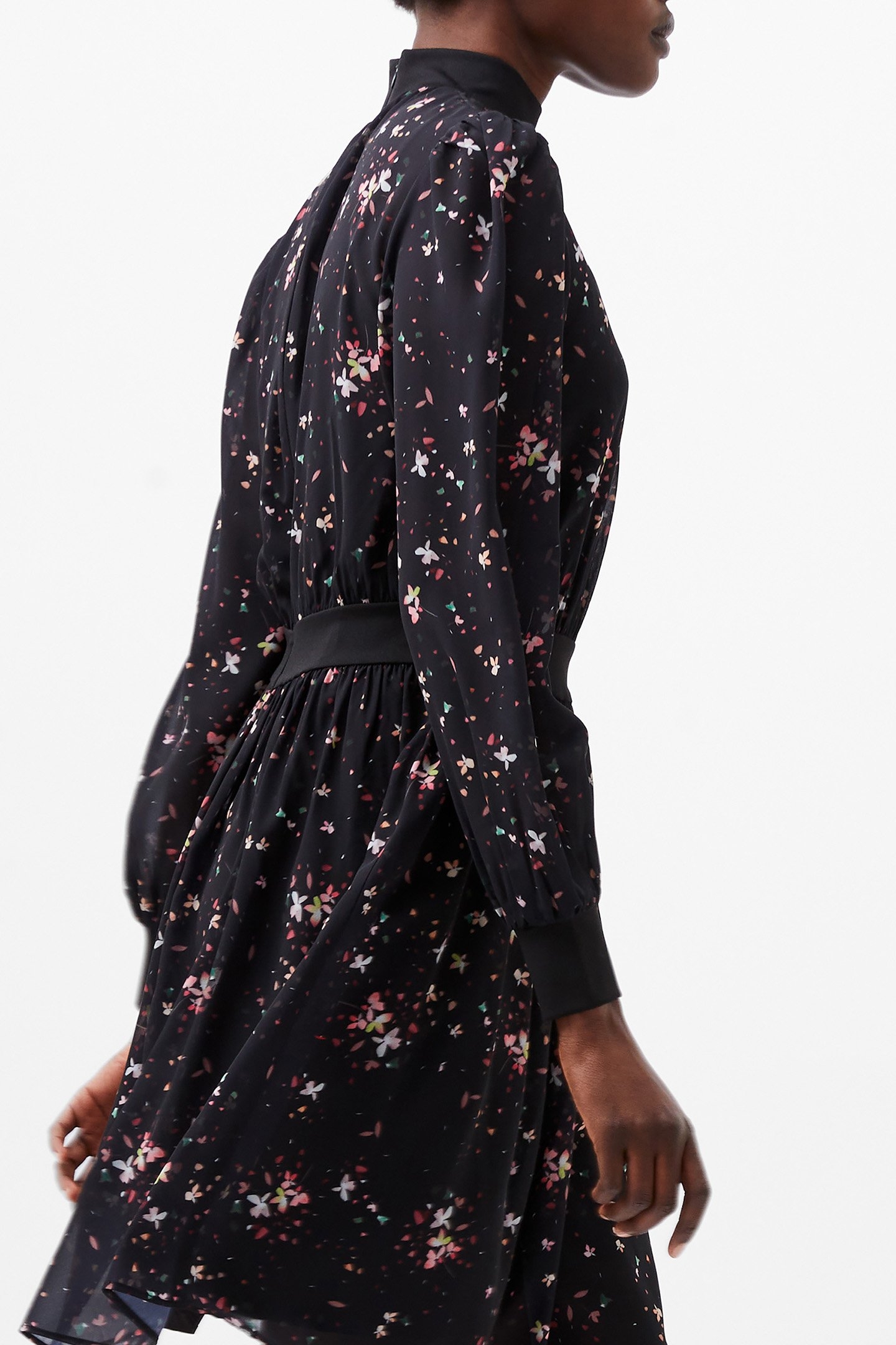 CARINA GEORGETTE HIGH NECK DRS BLACKOUT MULTI 4