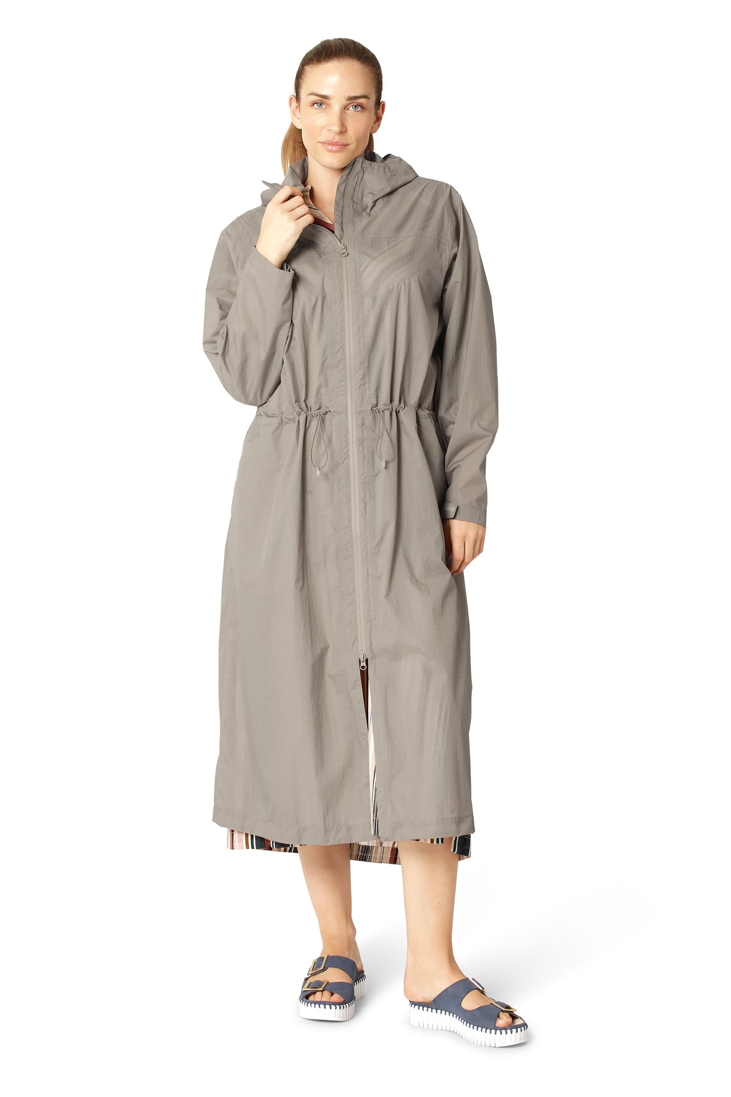 LIGHTRAIN04 GREIGE 1