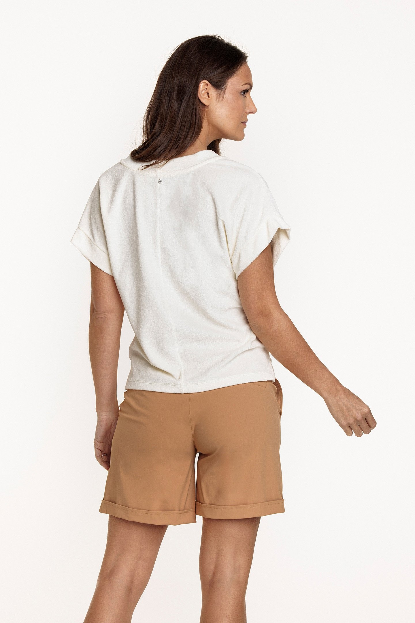 SHORTS TRAVEL MOCCA 2