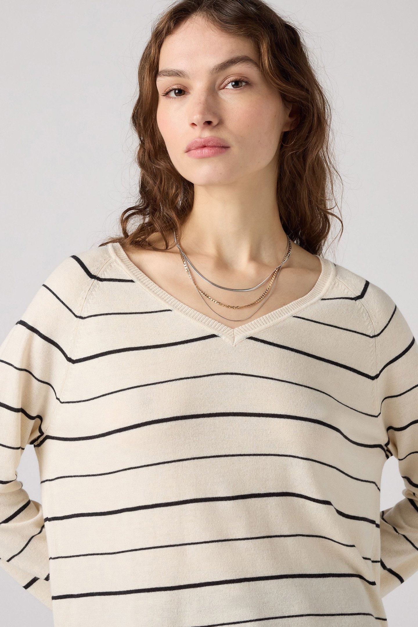 PETAL VNECK SWEATER OLYMPIC STRIPE WHITE 5