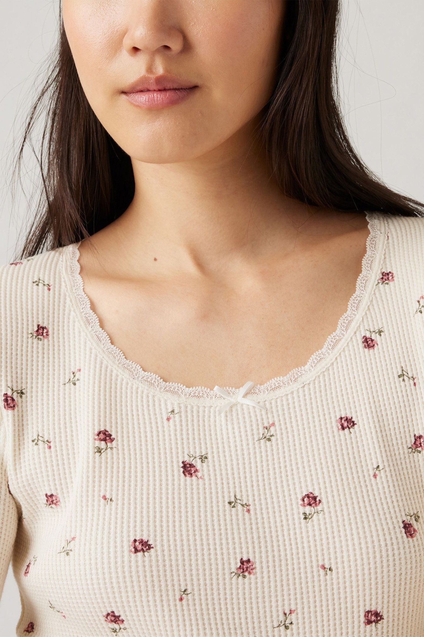 DRY GOODS WAFFLE LS TEE SIMPLIFIED NINA 4