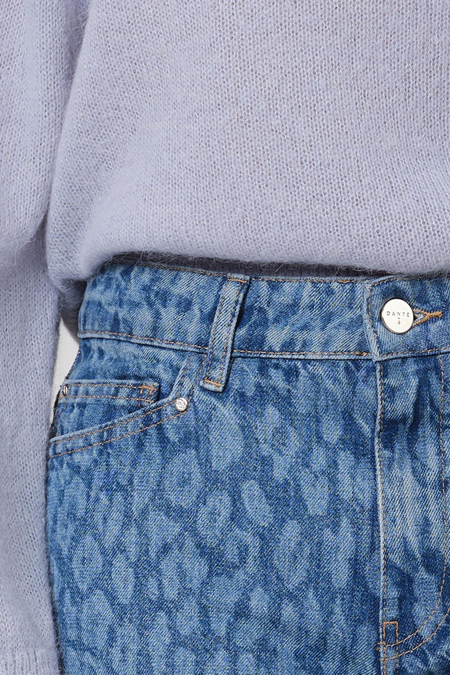 AXELLE LEOPARD STRAIGHT JEANS WASHED BLUE 5