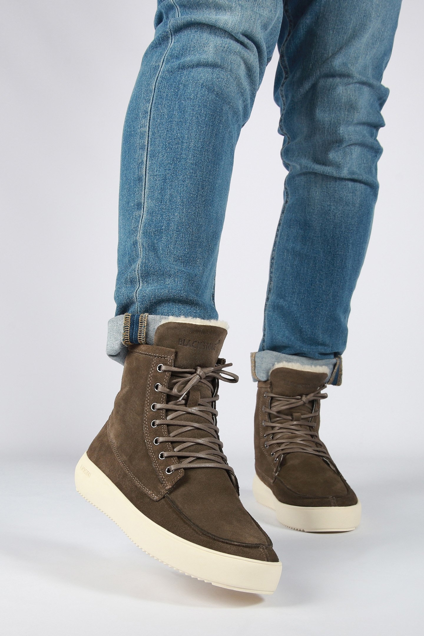 ASPEN ELLIOT SALOON 4