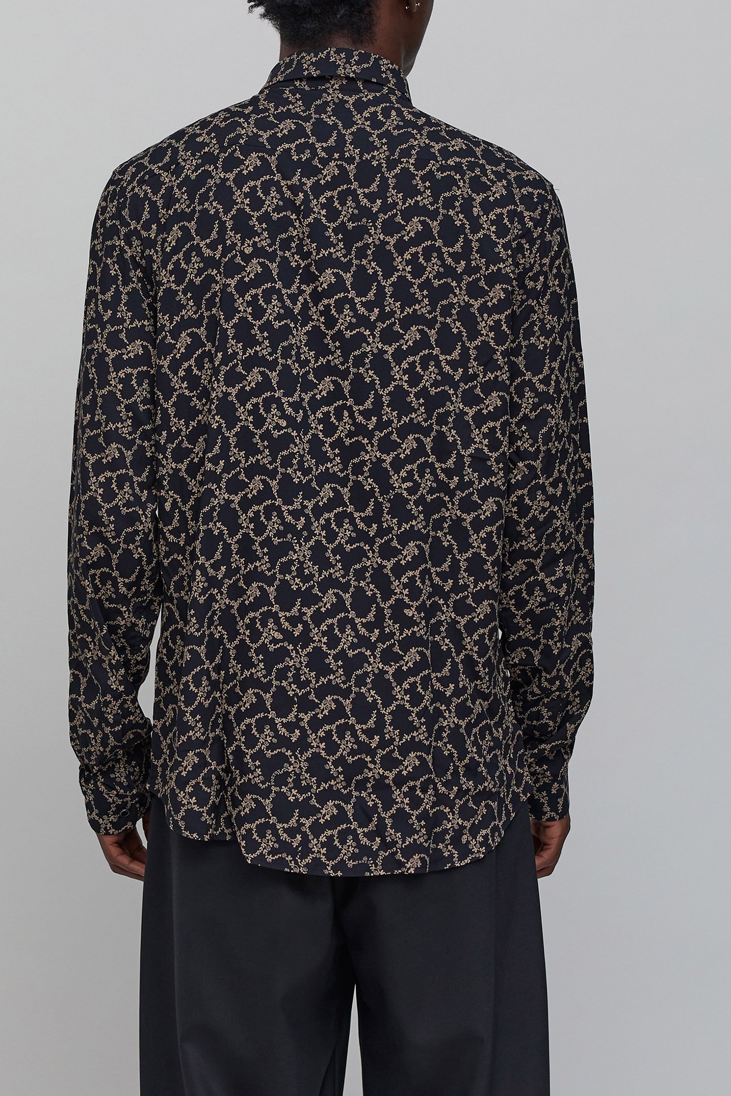 BLACK SLIM SHIRT WITH SKULL AND FLOWERS PRINT 2