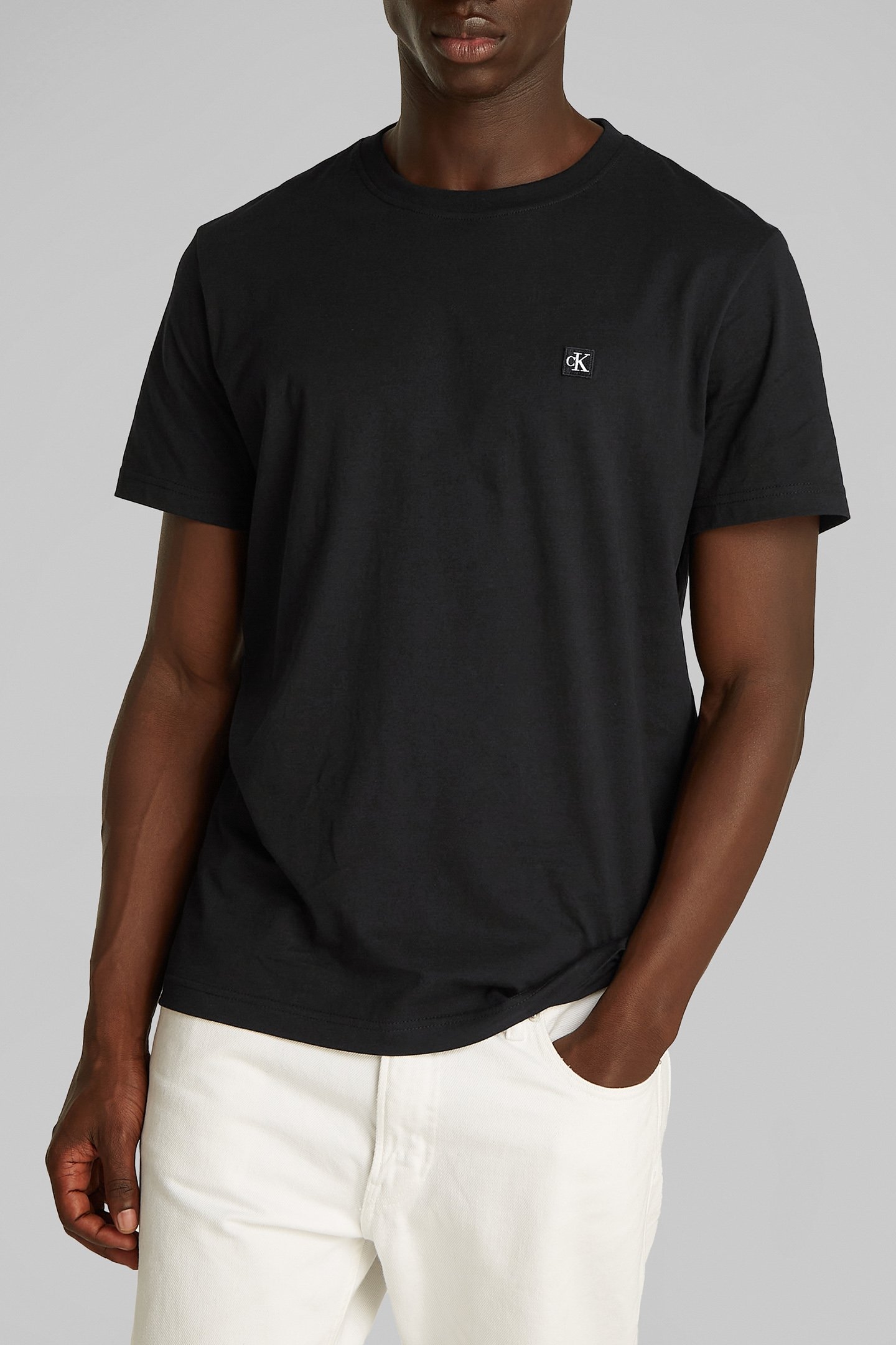 CK EMBRO BADGE TEE CK BLACK 1