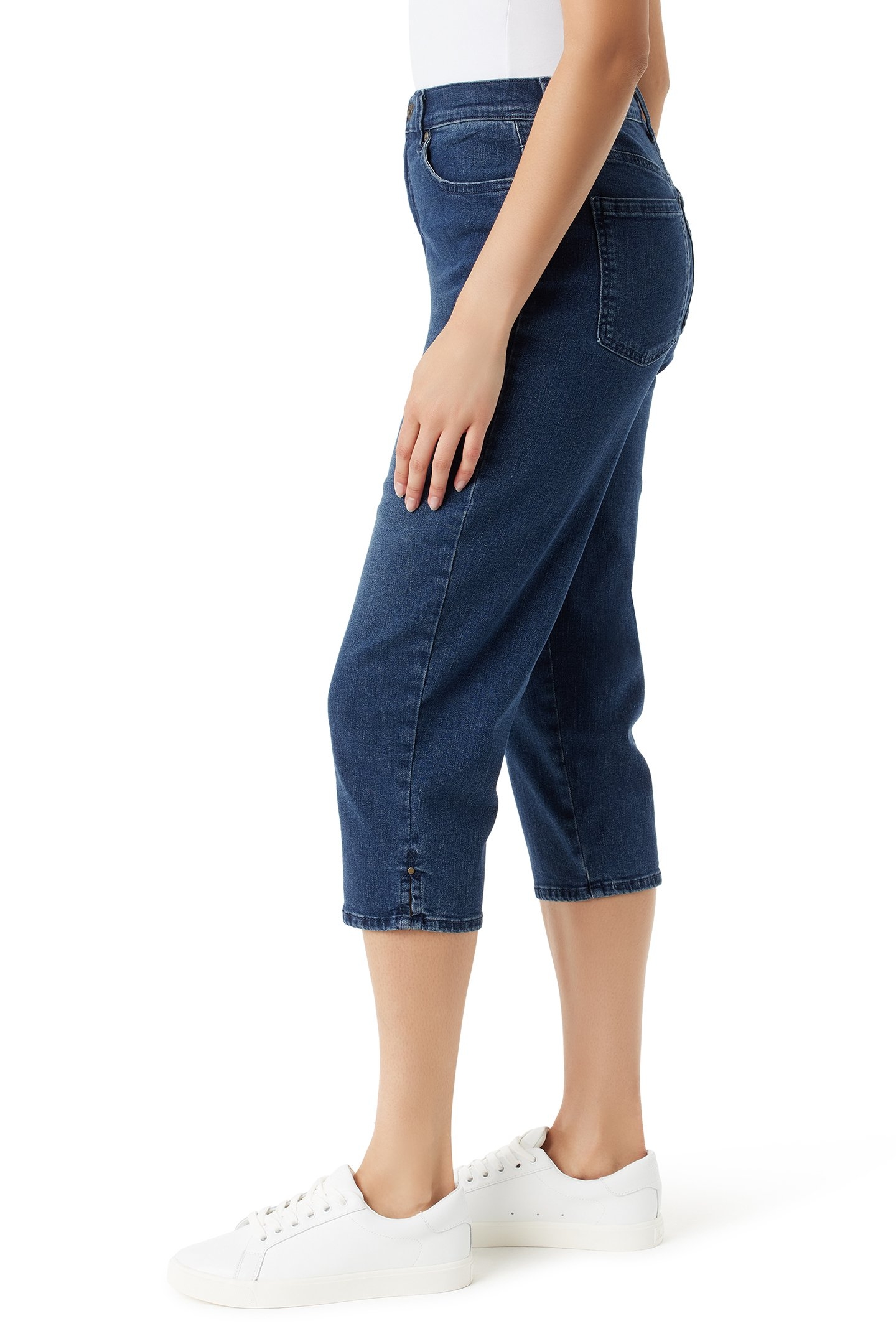 GLORIA VANDERBILT AMANDA CAPRI MANNOR 3