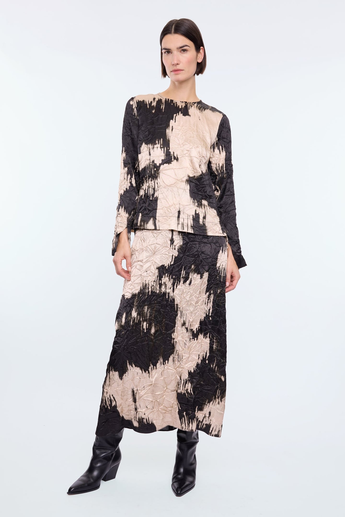 WRINKLE CHAMPAGNE SKIRT CHAMPAGNE/BLACK 2