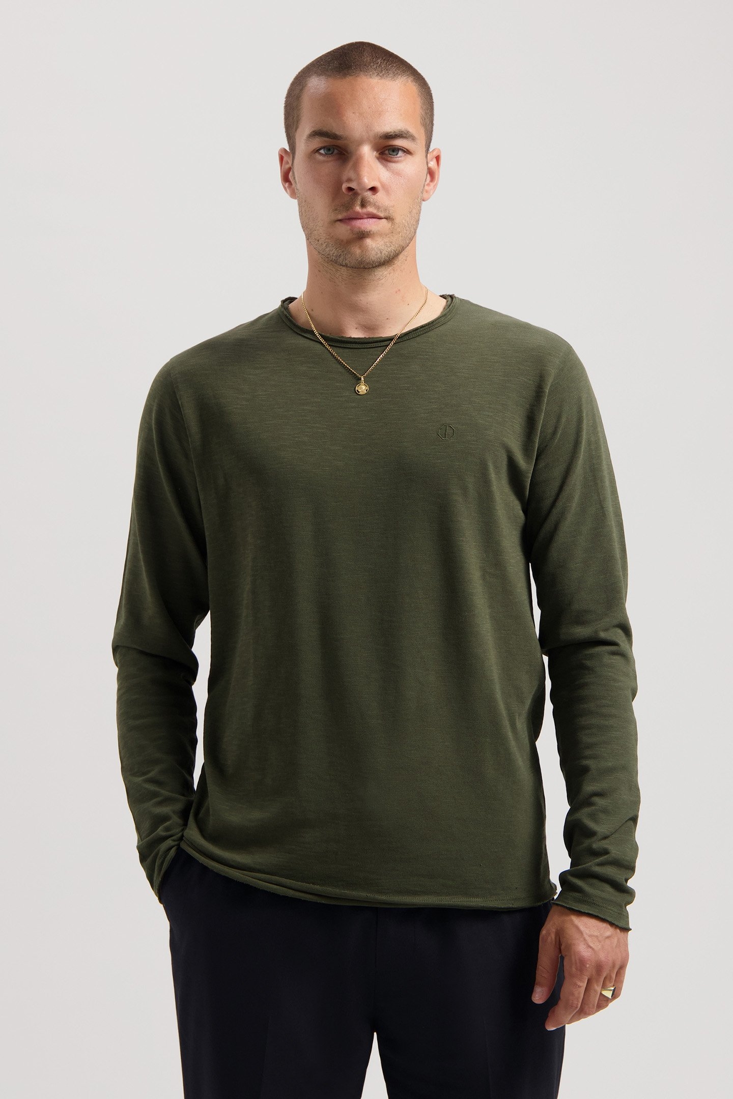 DS_NEWMAN CREWNECK DARK ARMY 1