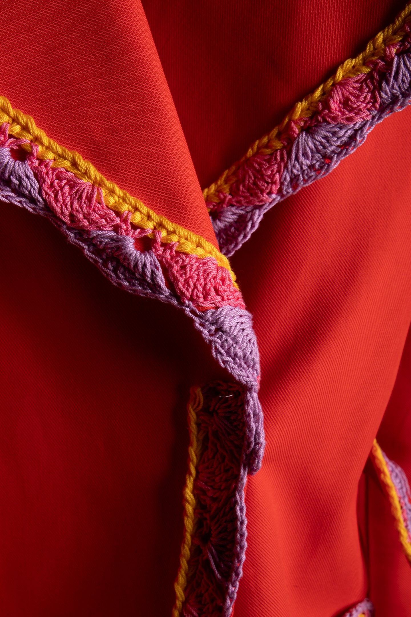 GABARDINE TRENCH COAT CROCHET DETAILS RED 4