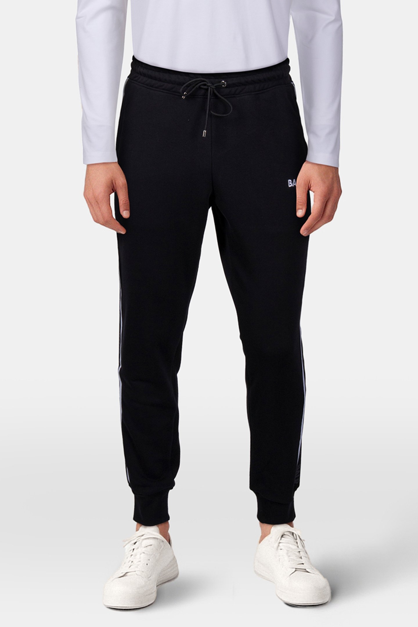 B-TAPE JOGGER JET BLACK 1