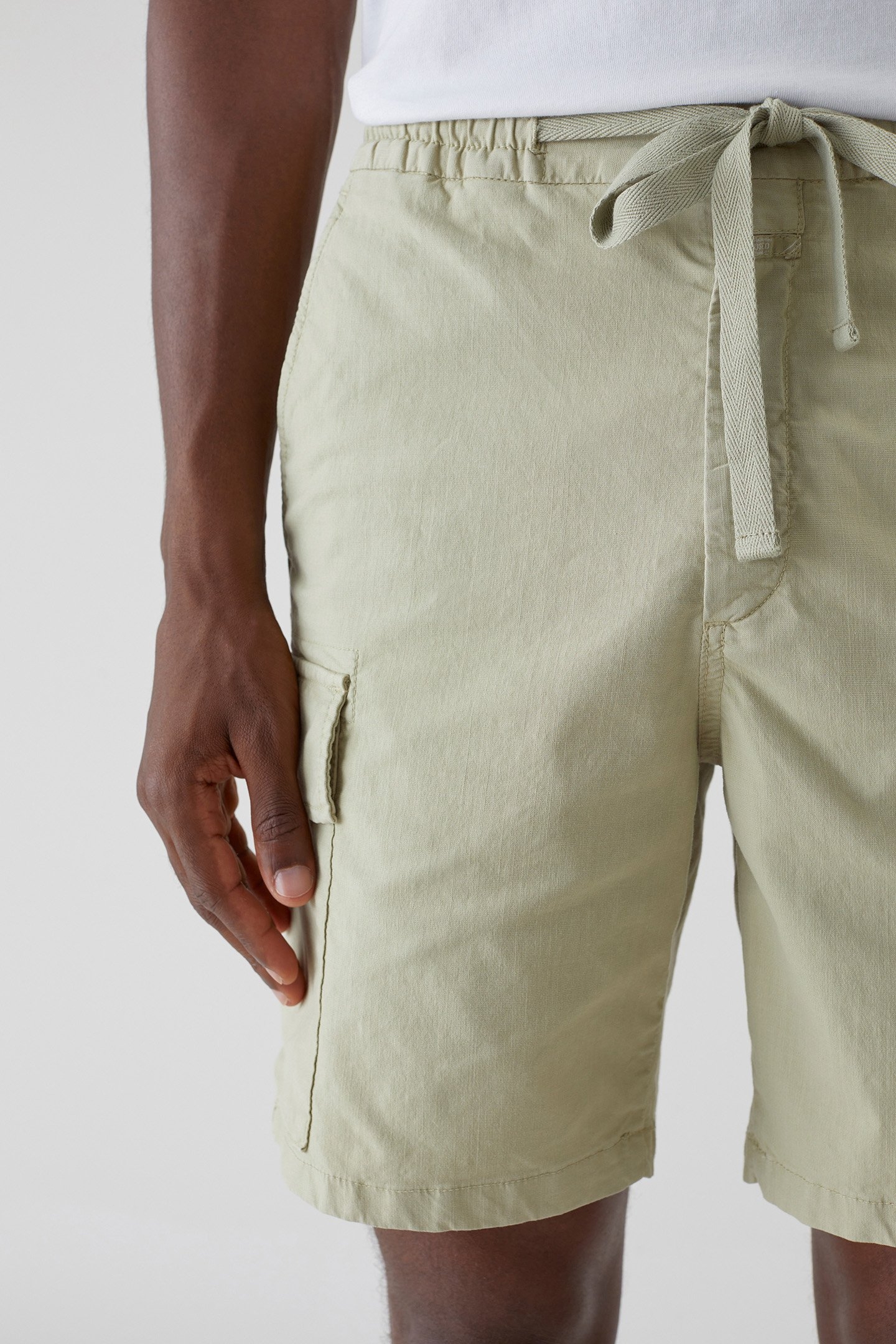 DRAWSTRING CARGO SHORTS SHORTS LIGHT MOSS GREEN 6