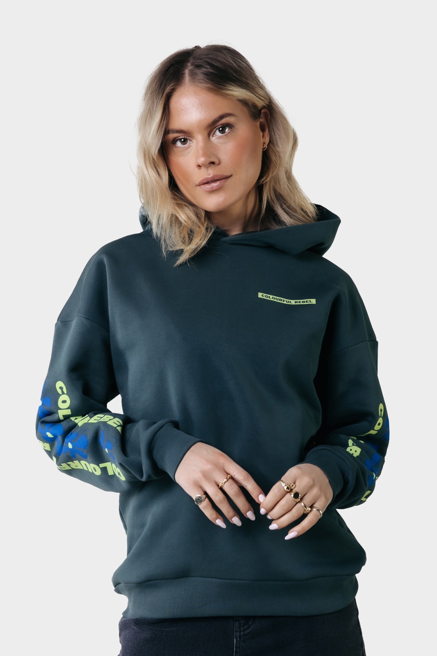 FLOWERS SLEEVE LOGO CLEAN HOODIE GREEN GABLES 1