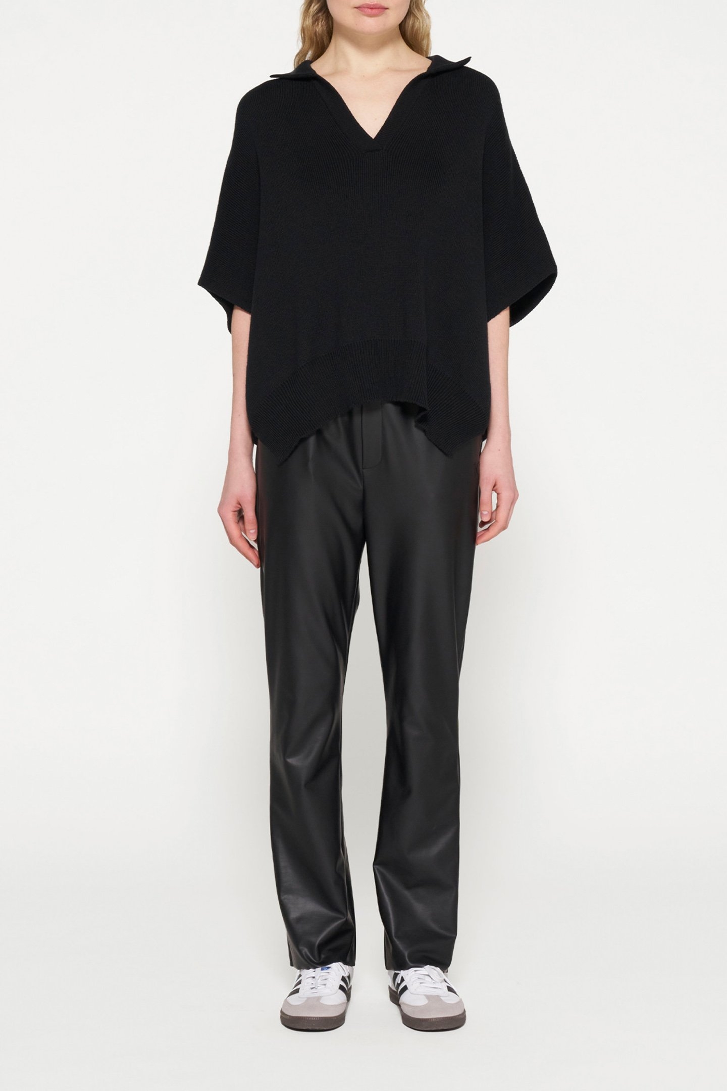 LEATHER LOOK FLARED PANTS BLACK 2