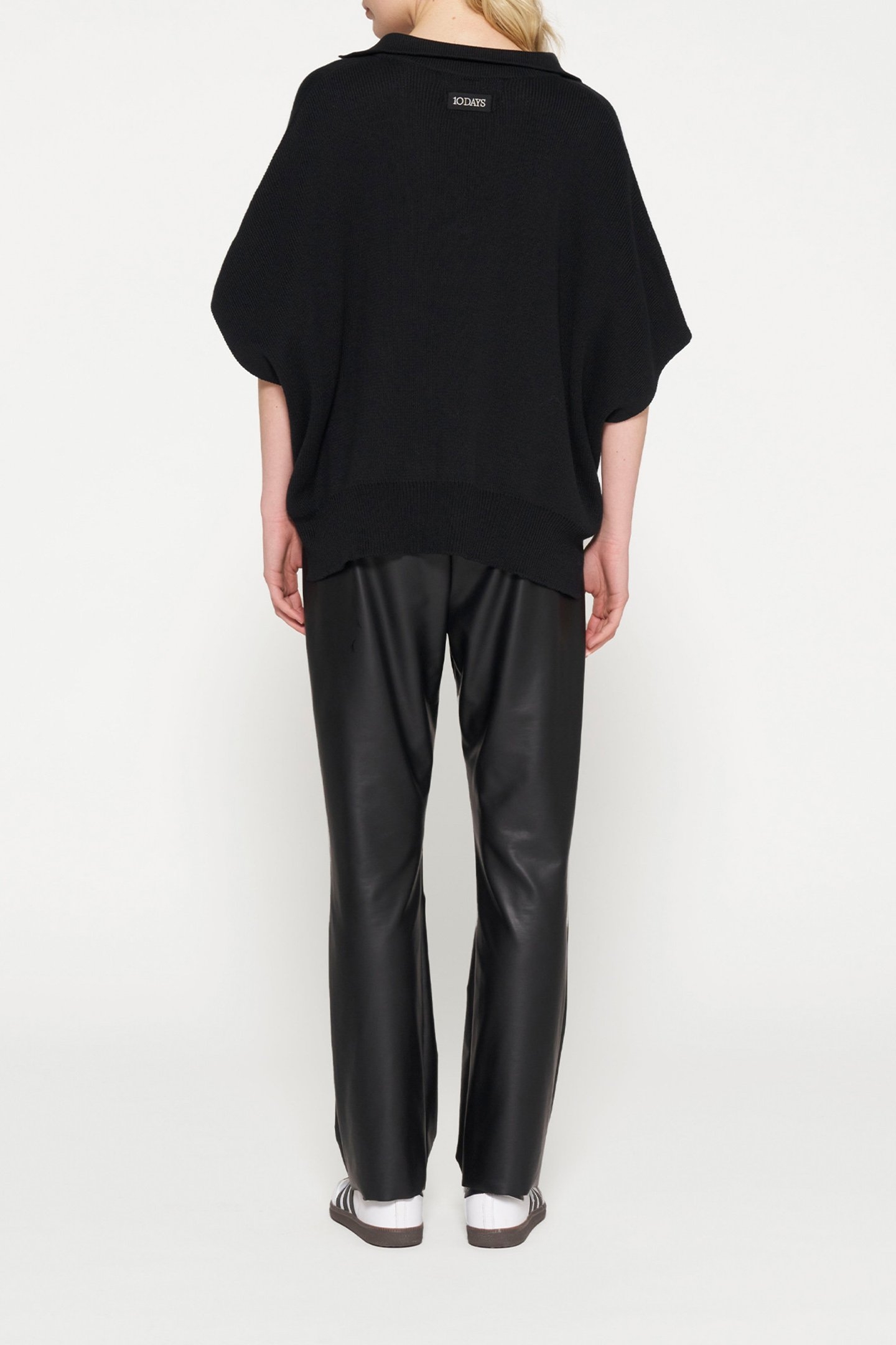 LEATHER LOOK FLARED PANTS BLACK 3