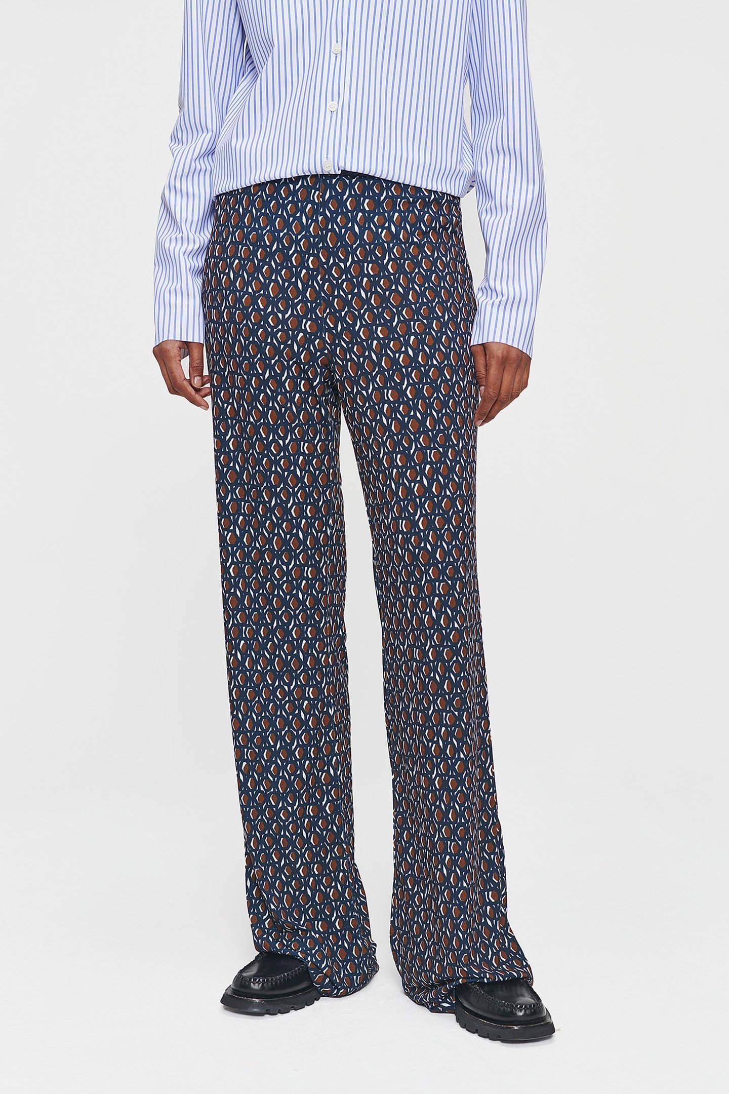 FLUID PRINT FLARED PANTS HAZEL 1