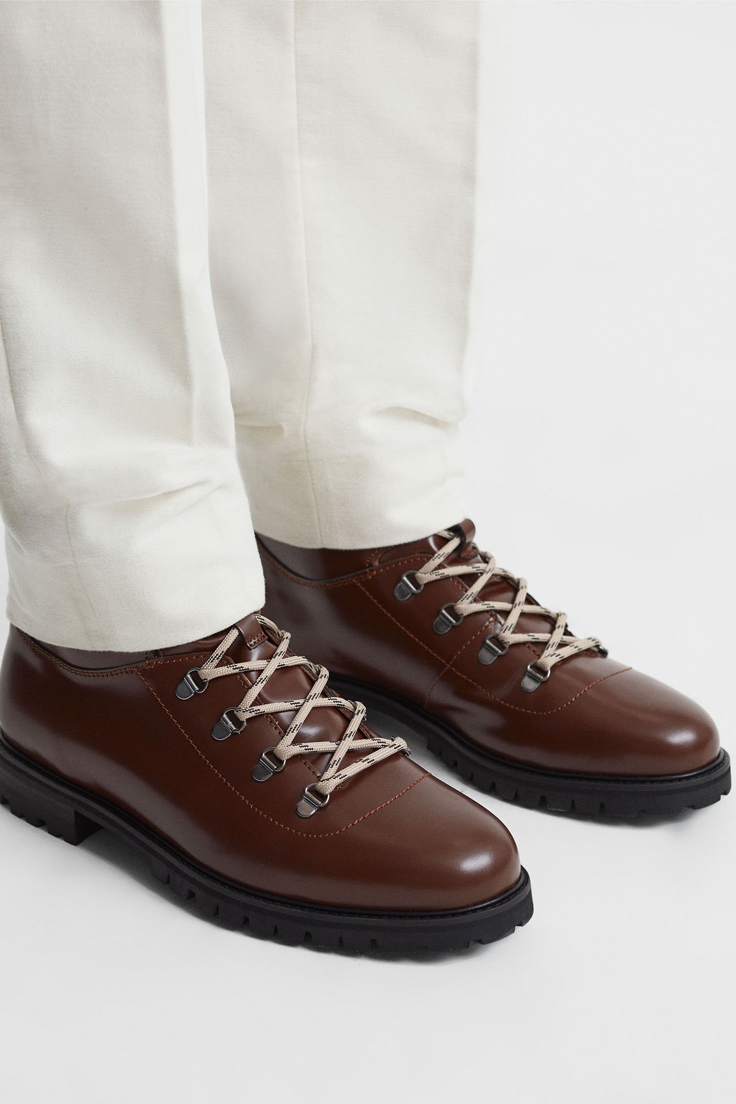 HIKING BOOT DARK TAN 2