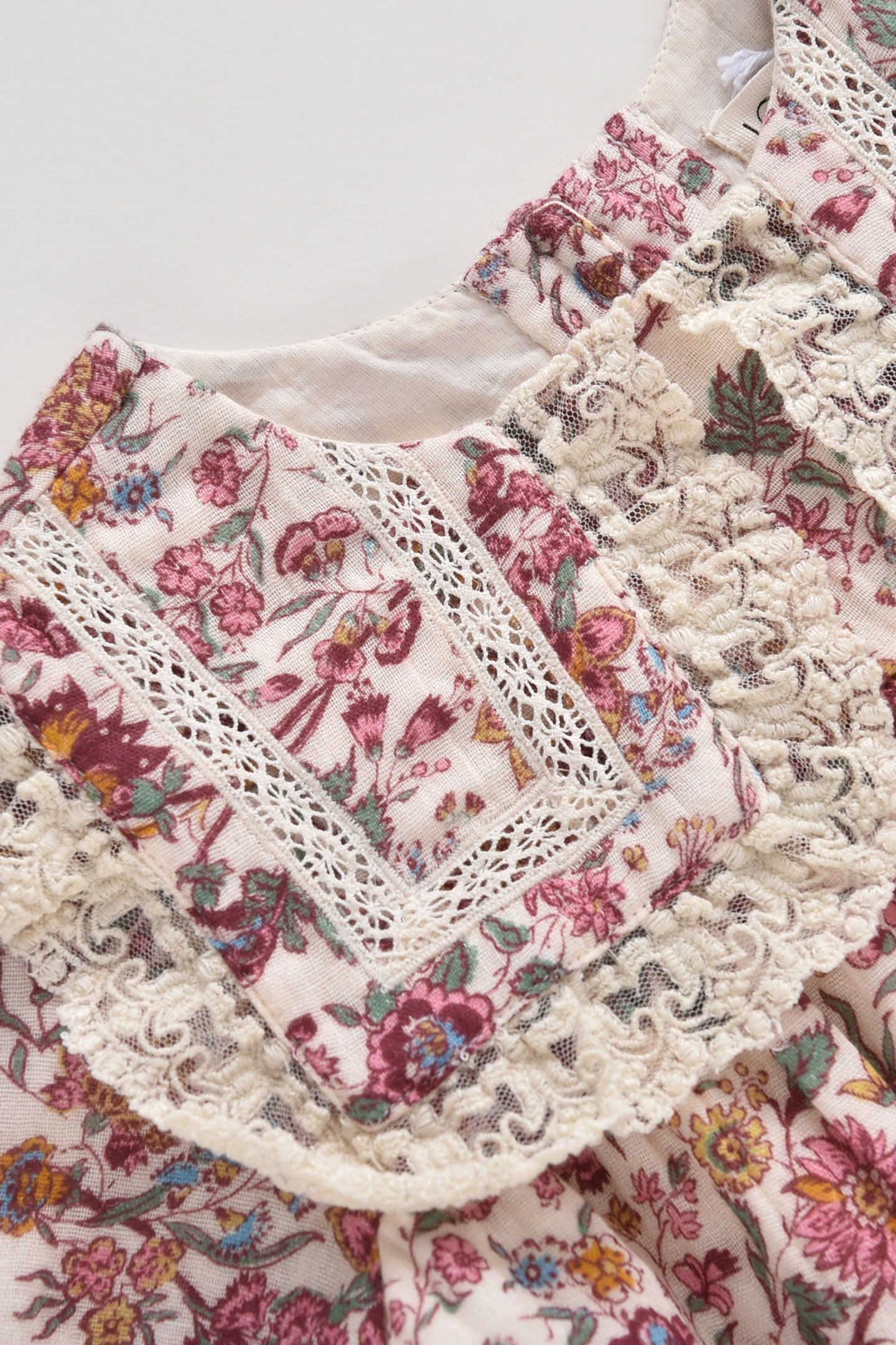 DRESS ARINOLA CREAM SAVAGE GARDEN 6