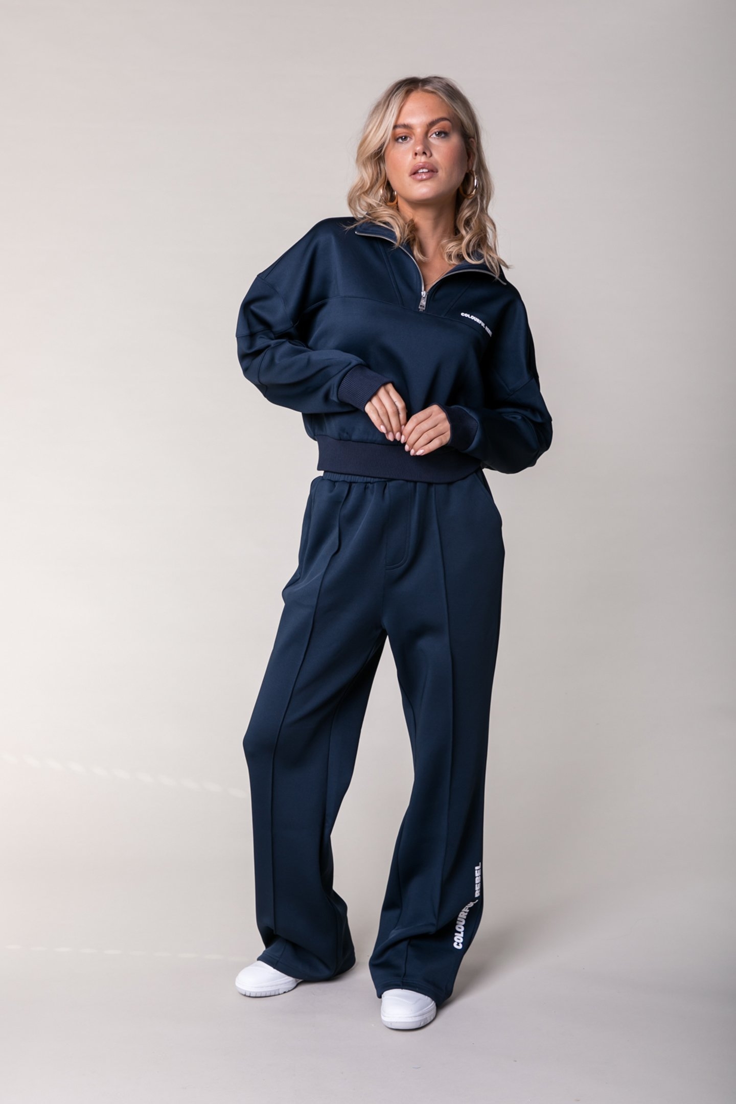 JIBY PINTUCK STRAIGHT PANTS DARK BLUE 1