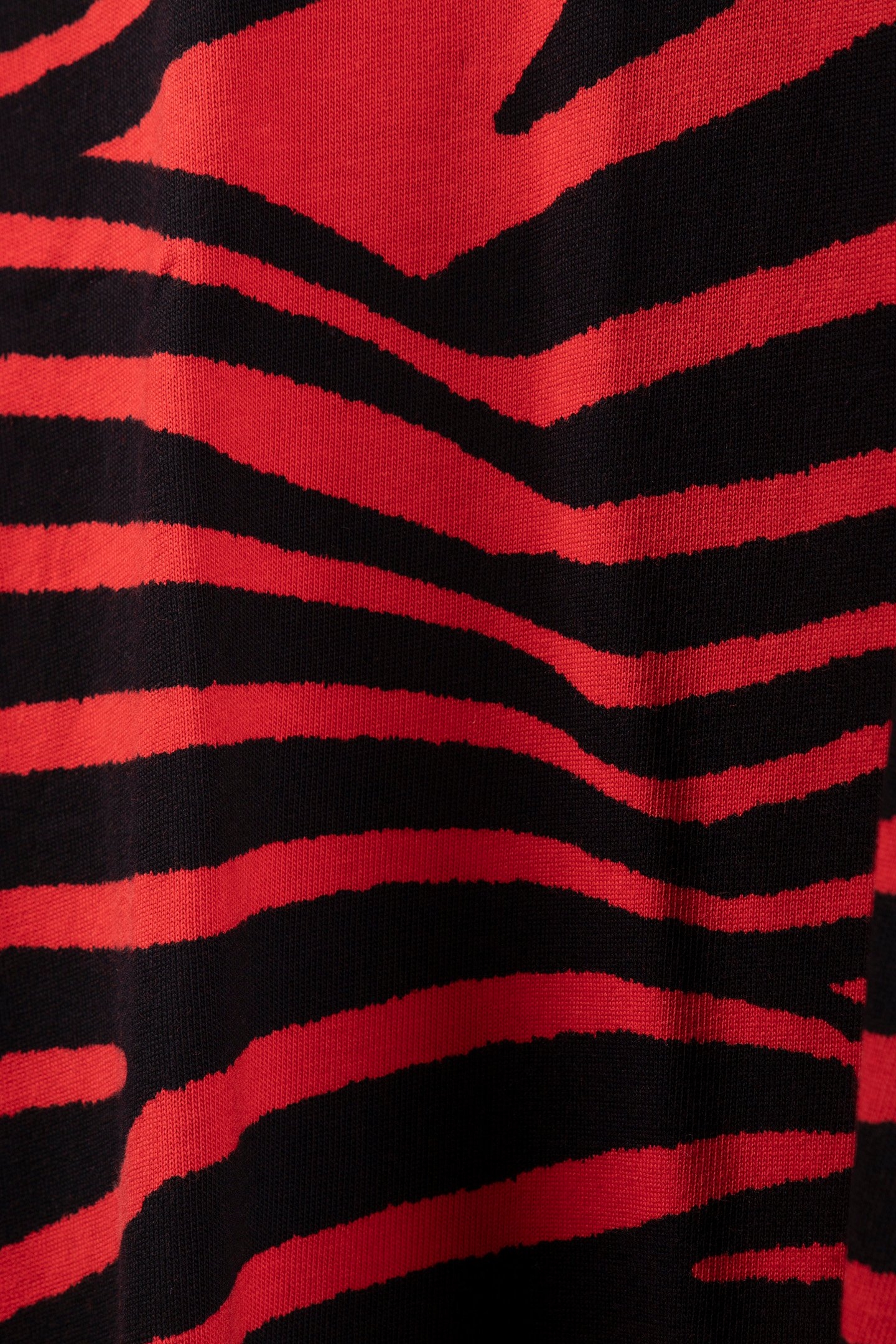 T-SHIRT MC ALLOVER ZEBRA RED/BLACK 4