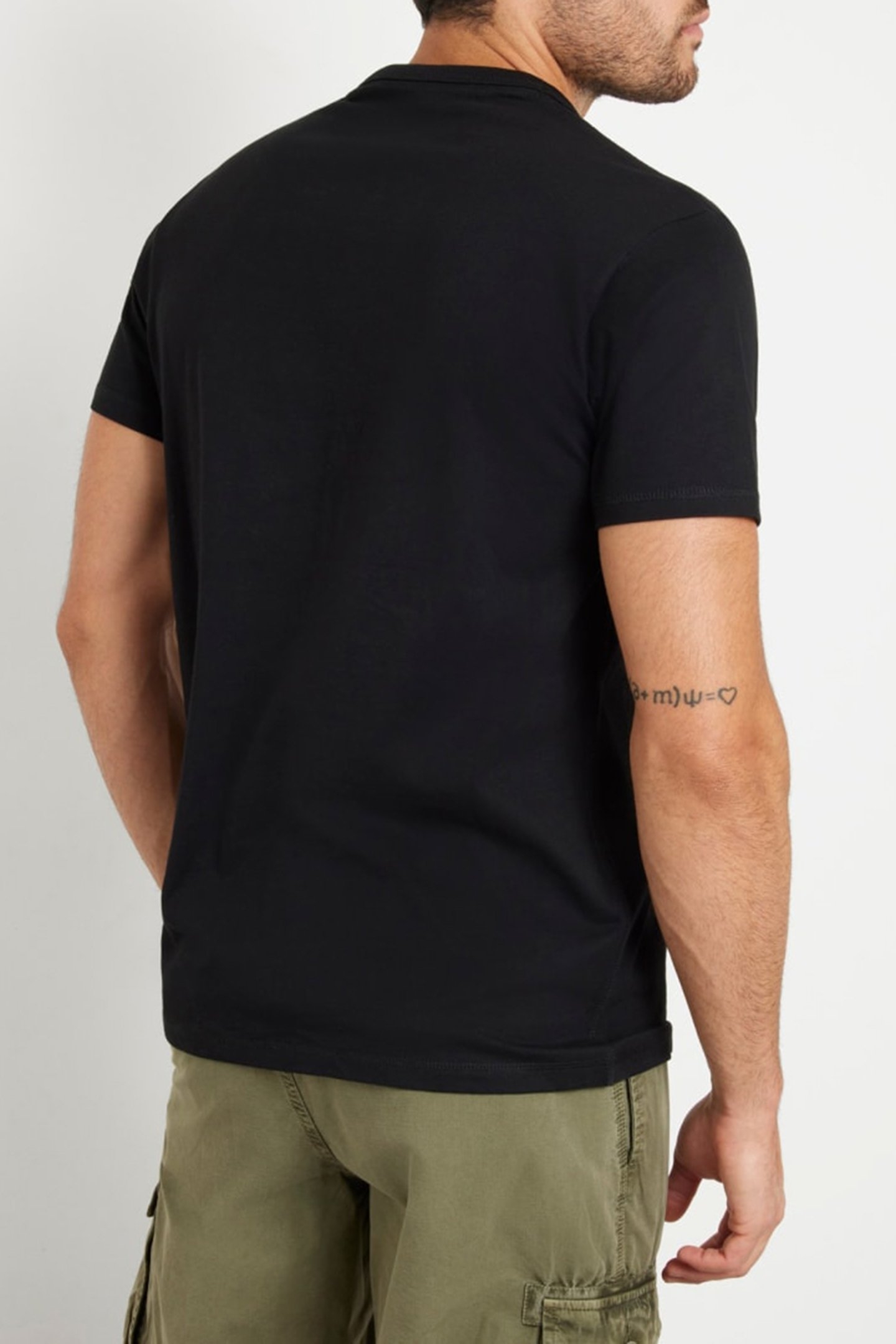 SS CN TRIANGLE EMBRO JET BLACK A996 2