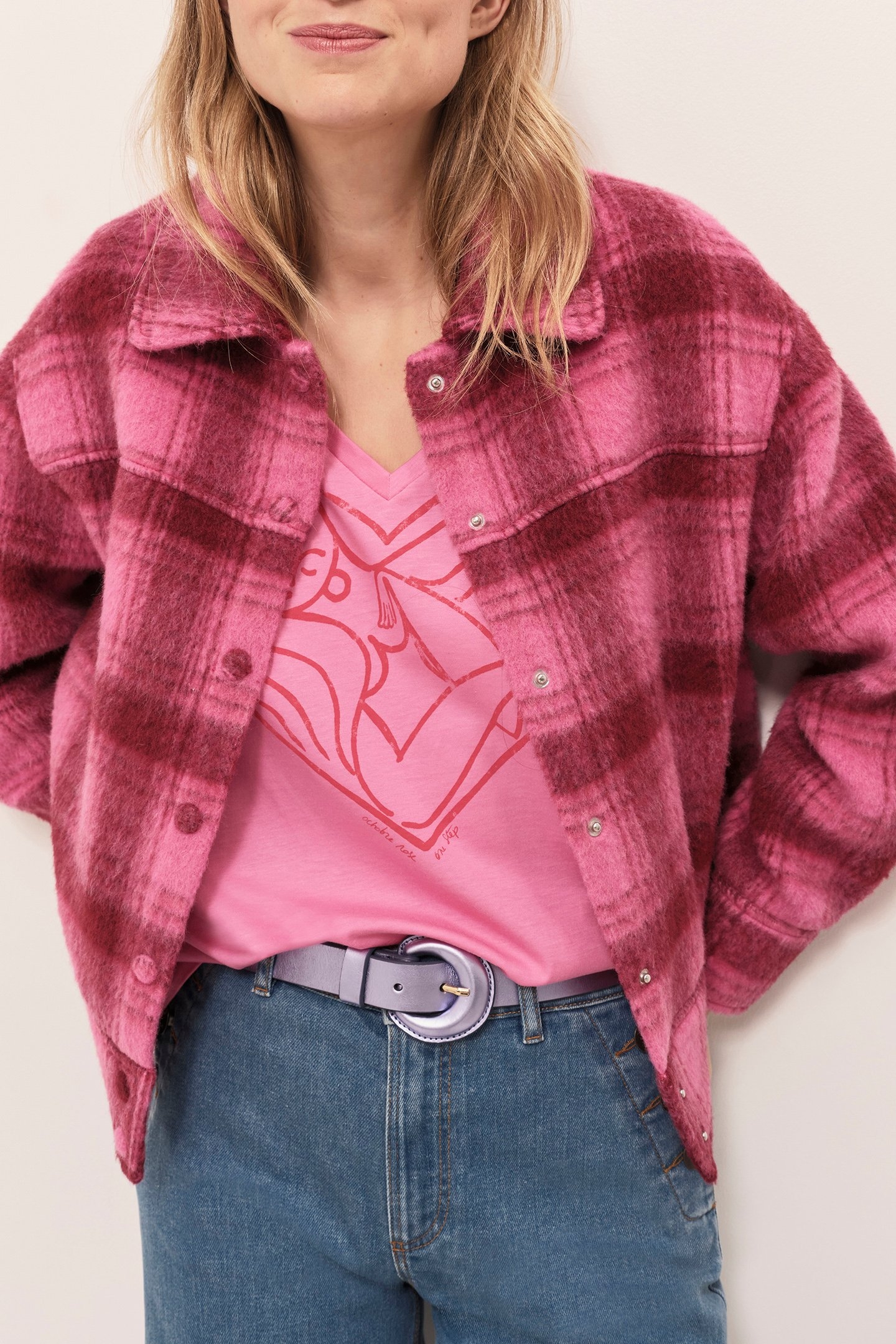 MEZZO - FUCHSIA WOMEN'S T-SHIRT WITH RED HEART DESIGN FOR PI 6