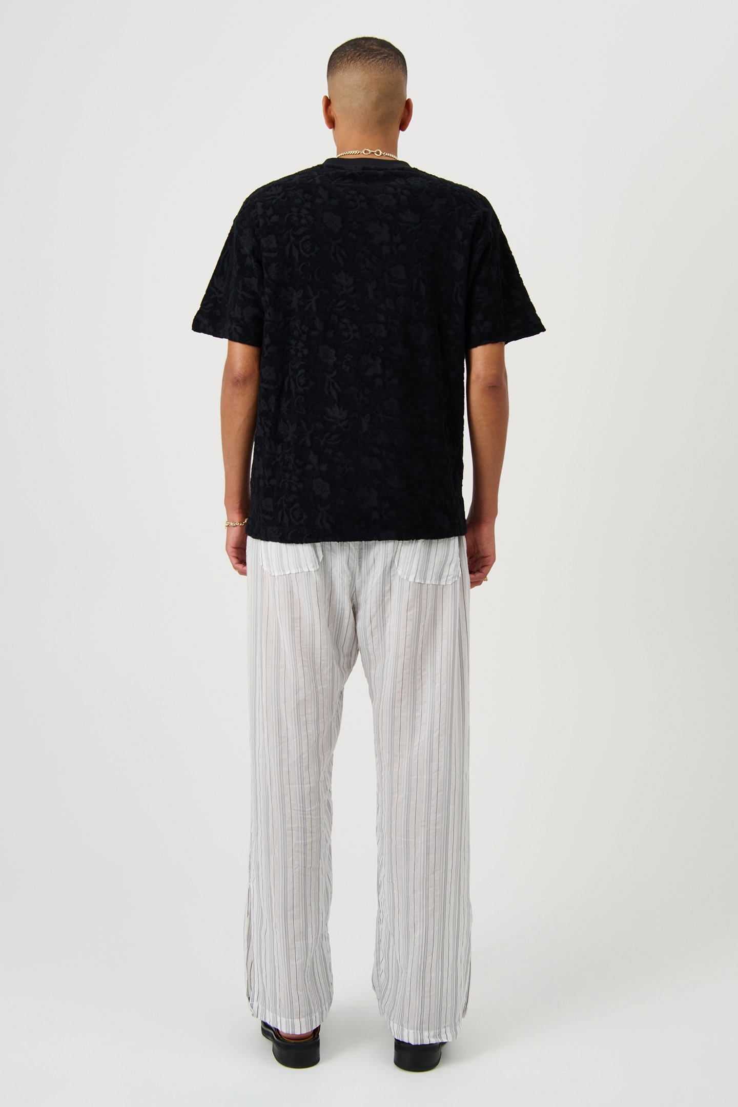 KAI PLUSH T-SHIRT BLACK 2