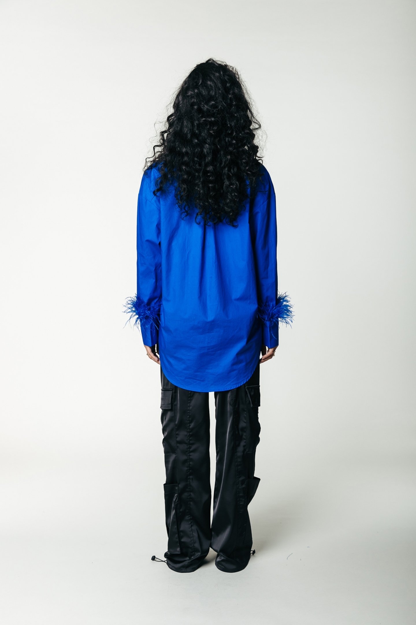 TALIA FEATHER OVERSIZED BOYFRIEND BLOUSE VIBRANT BLUE 2