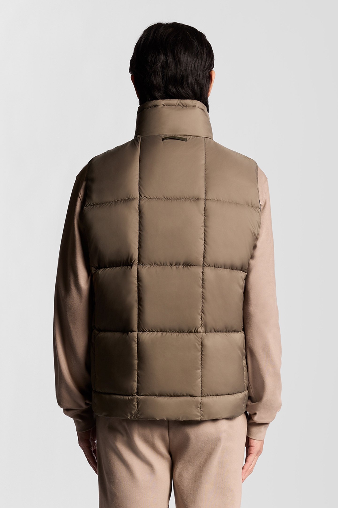 SQUARE WADDED PUFFER GILET FALCON 2