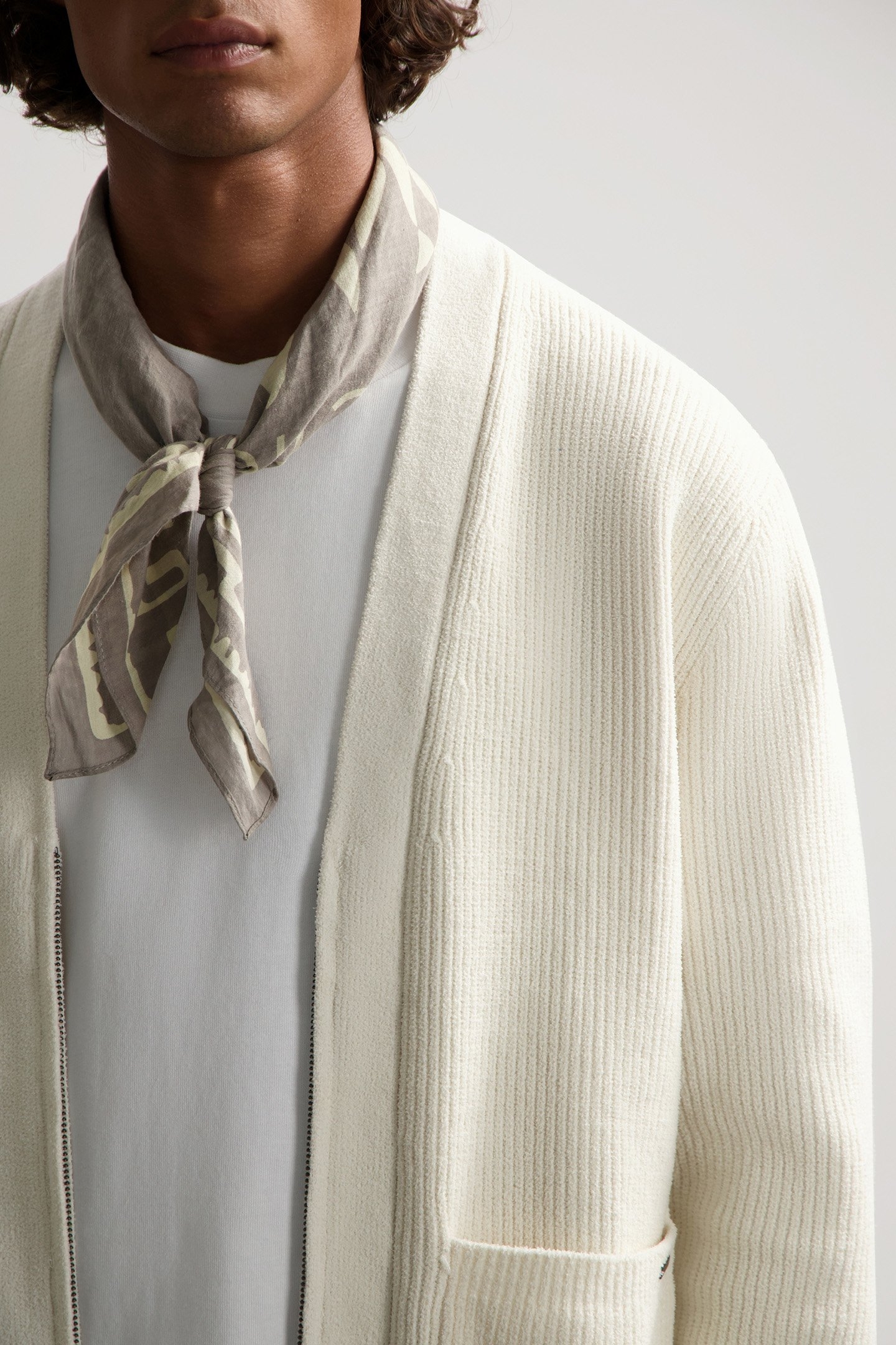 DS_ELI VEST SILVER BIRCH 5