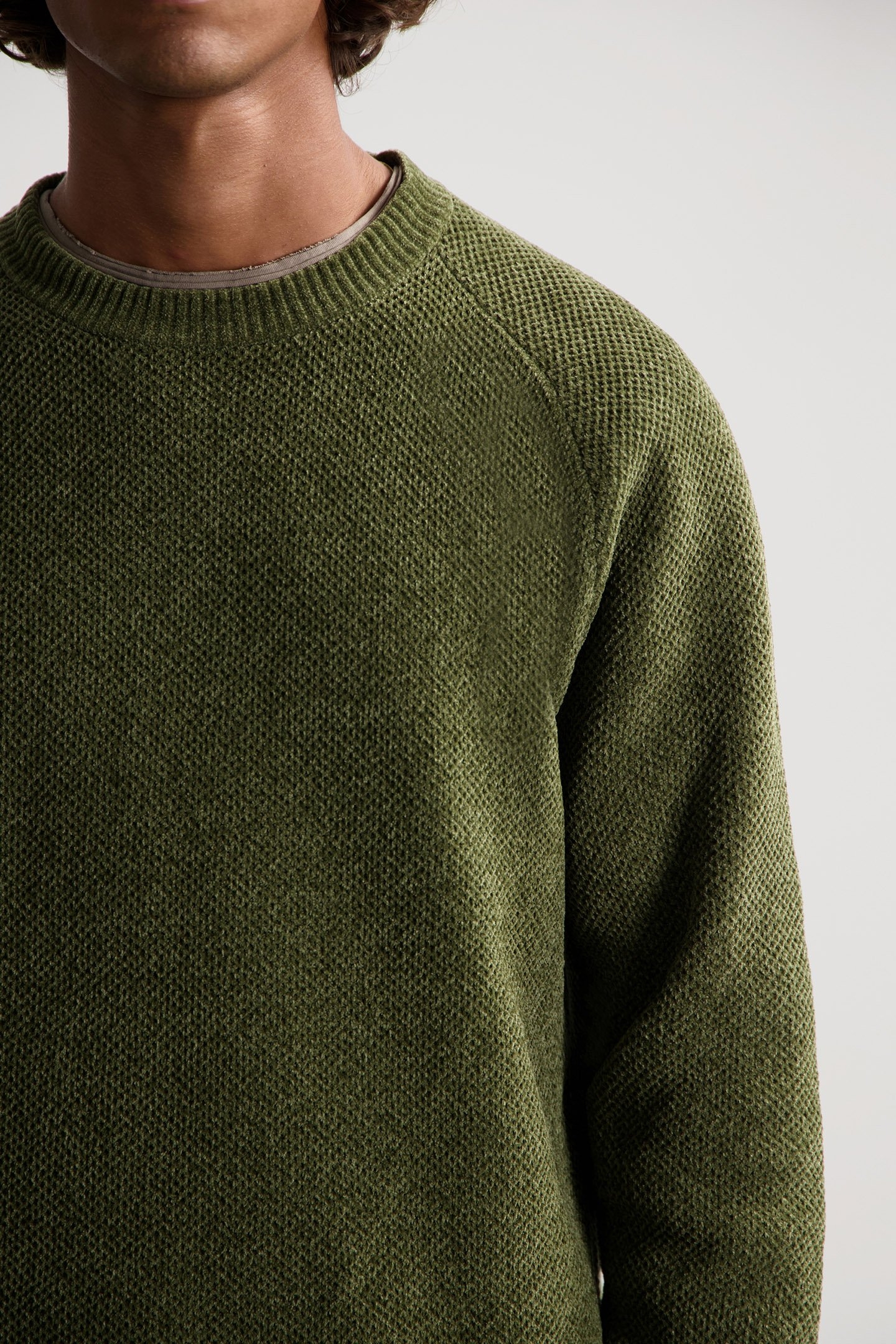 DS_CHENILLE KNIT CREWNECK OLIVE NIGHT 5