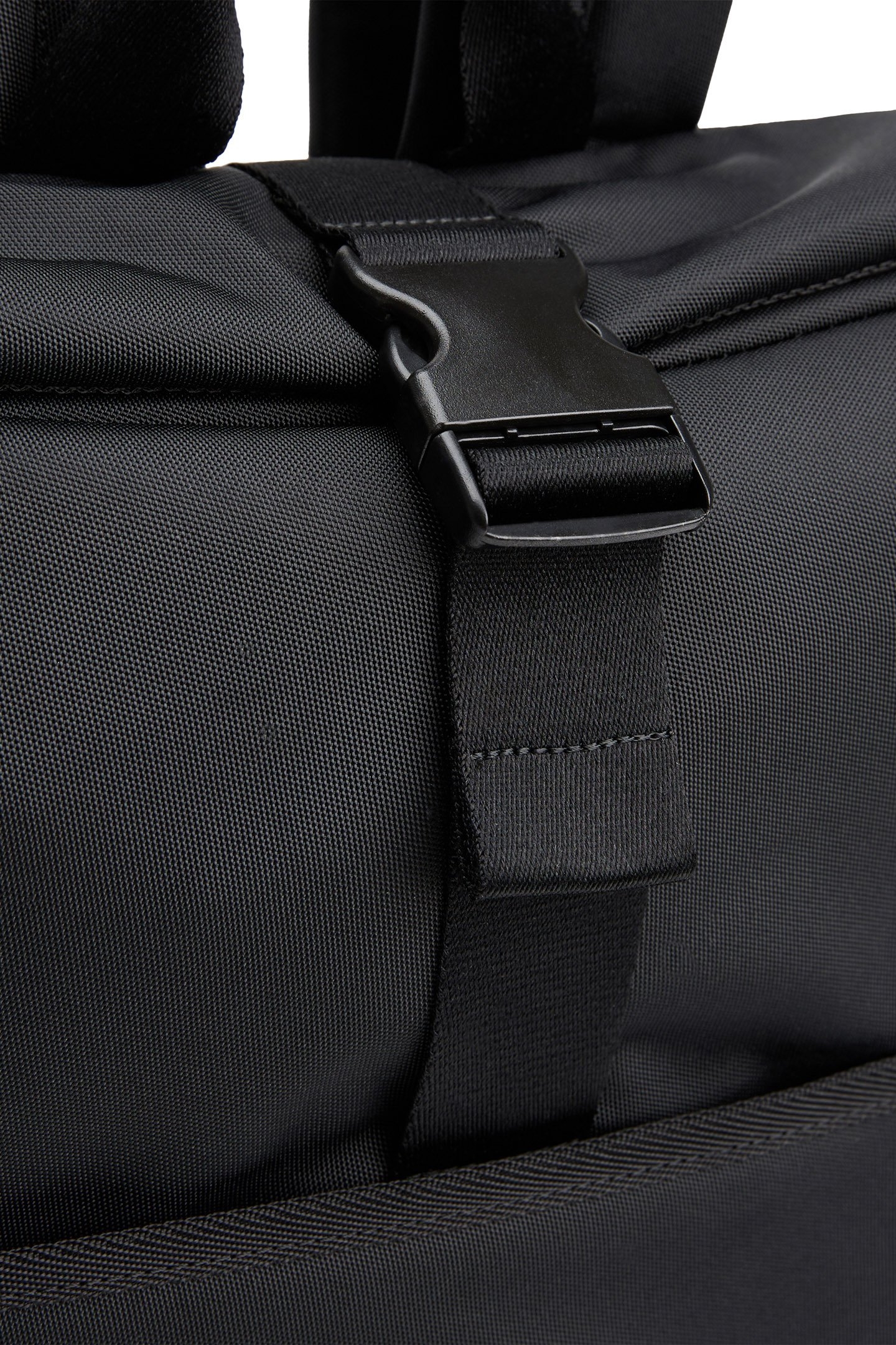 TJM ESS DAILY ROLLTOP BLACK 5