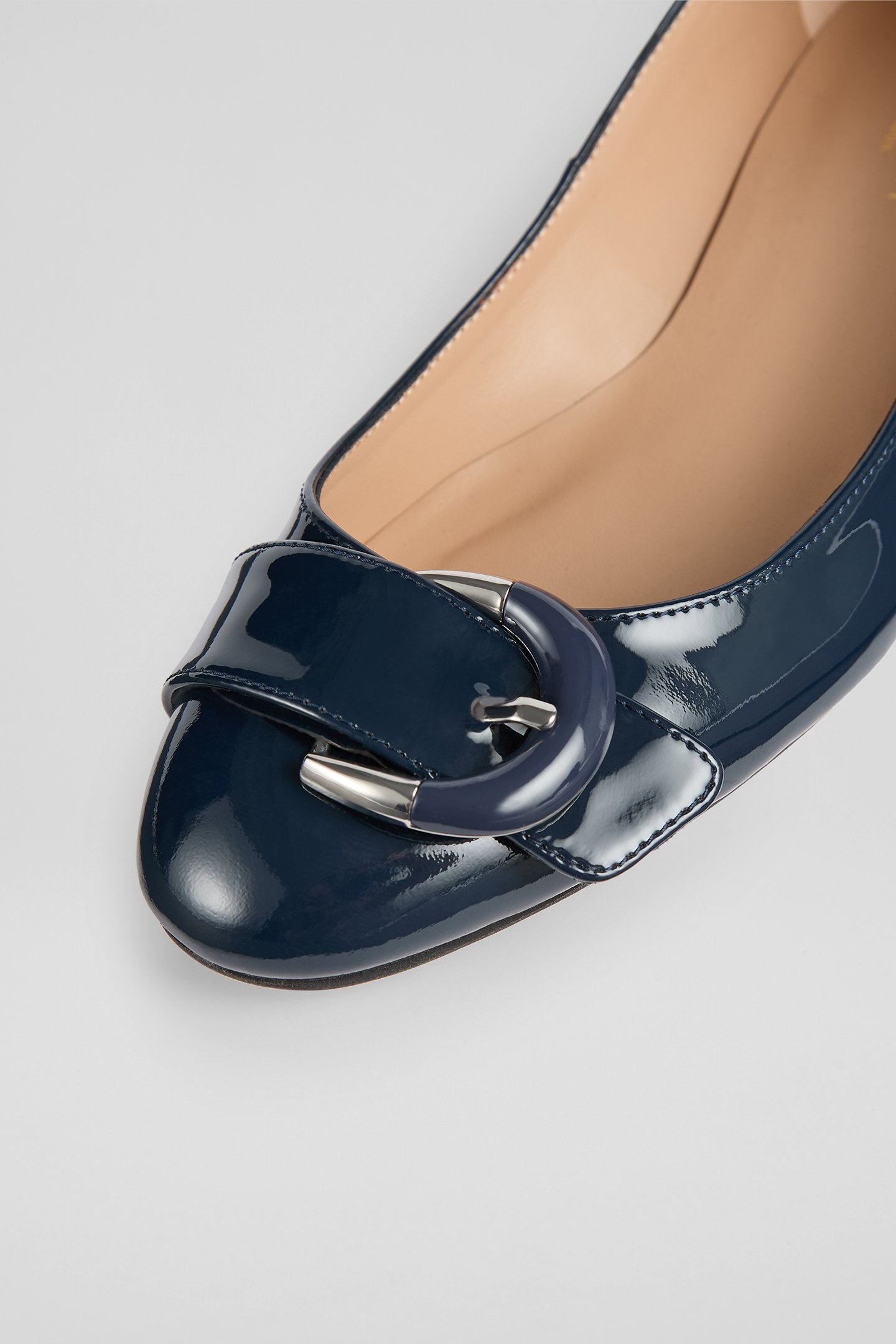 CC CICI RESIN BUCKLE IRIS 4