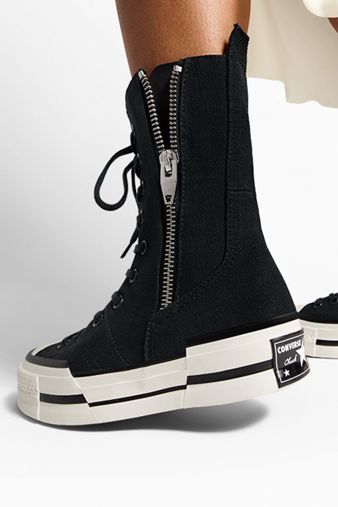 CHUCK 70 PLUS XHI BLACK/WHITE/EGRET 4