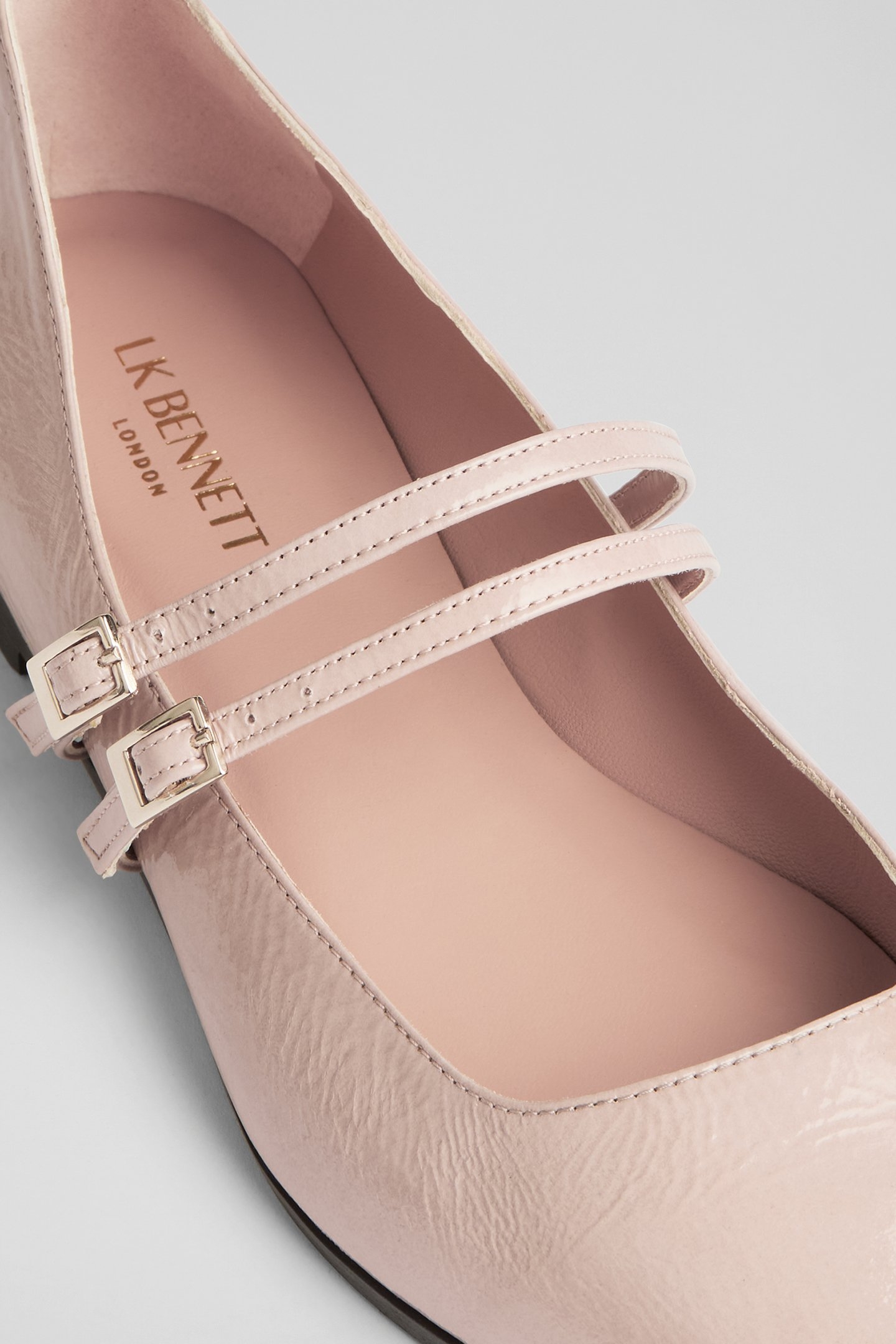 FL LULU MULTI STRAP FLAT TAUPE 4